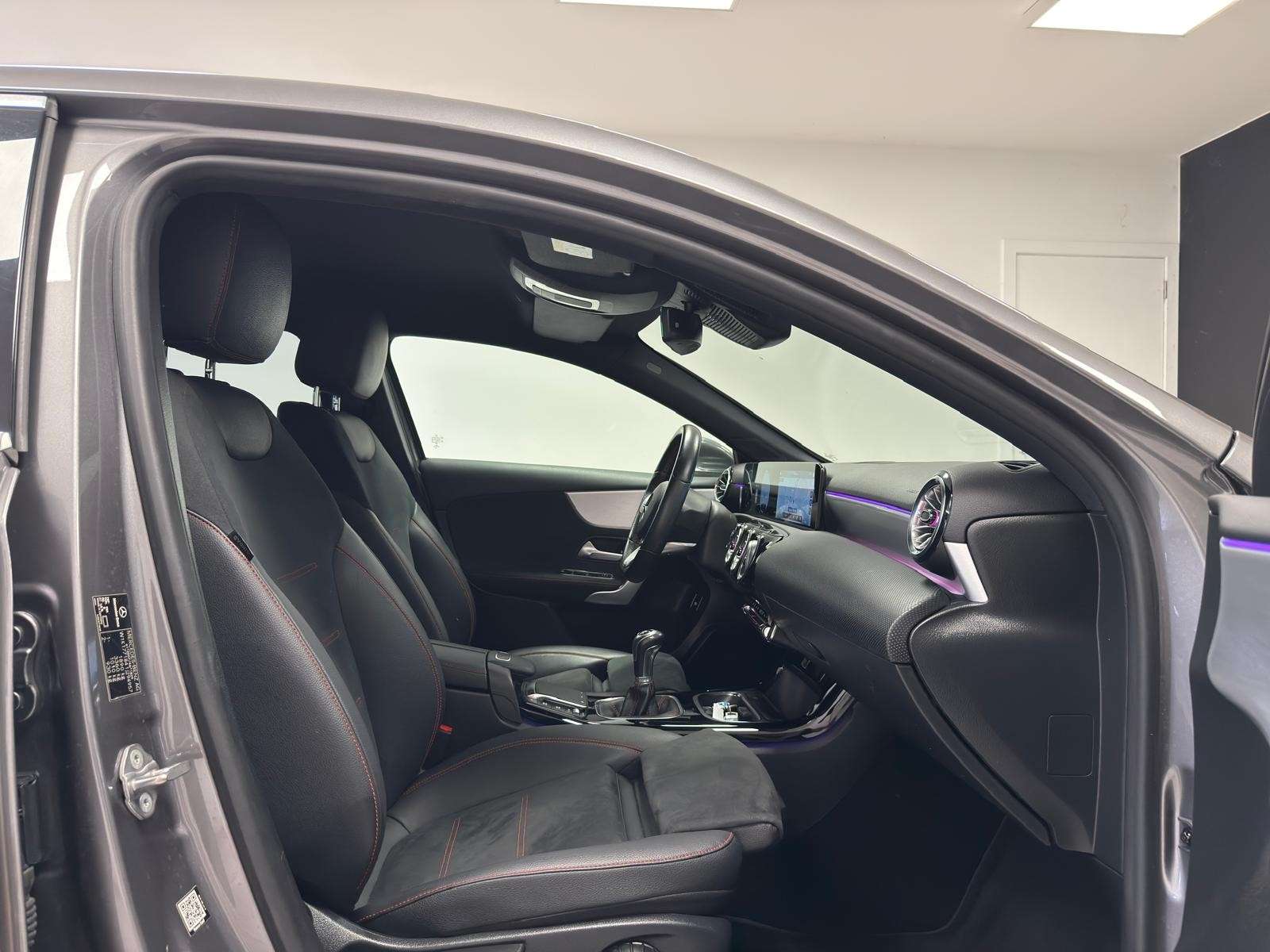 Mercedes-Benz A 180 **PACK AMG**GPS+CAMERA**LED**CUIR**GARANTIE 12 MOI