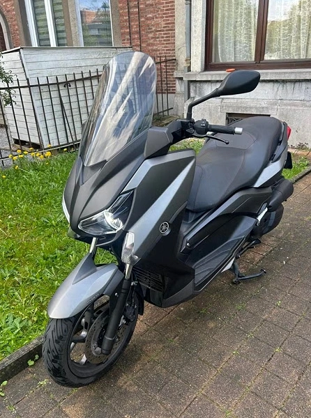 YAMAHA N-MAX