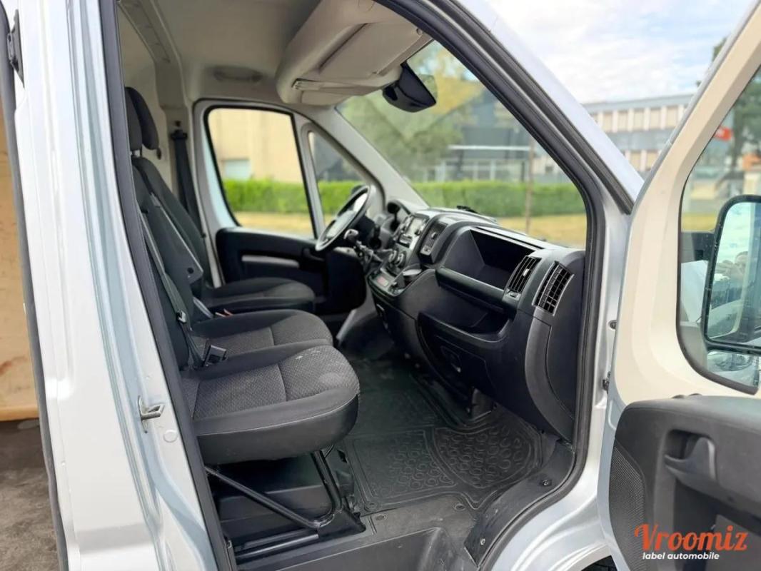 Peugeot Boxer Vu 2.2 140CV L1H1 BUSINESS TBEG 13325HT PRIX EXPORT
