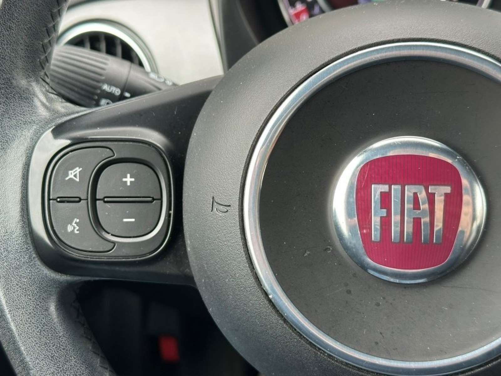 Fiat 500C SPORT MHEV