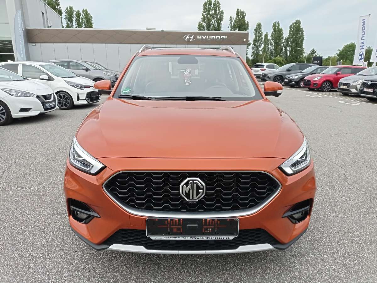 MG ZS LUXURY