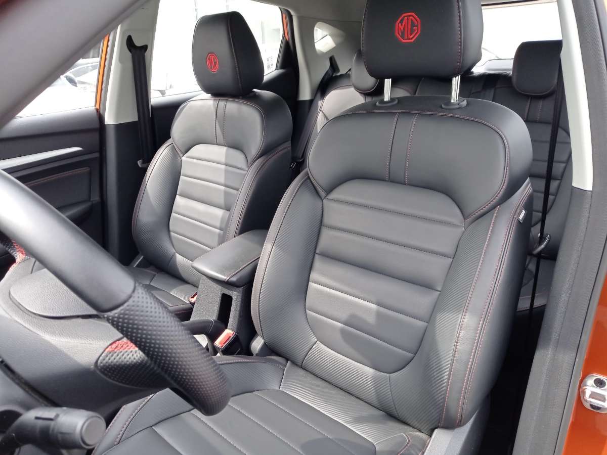 MG ZS LUXURY