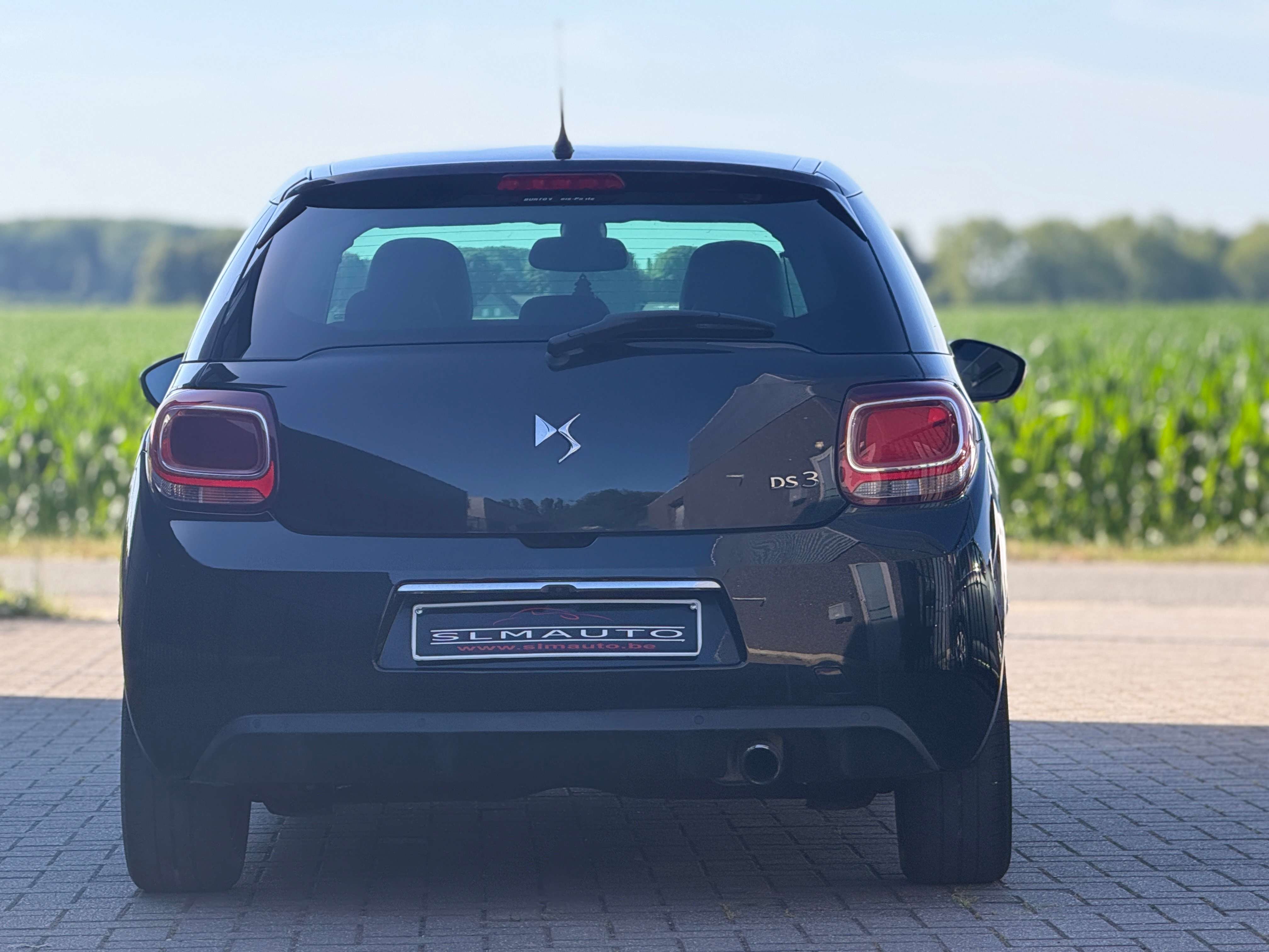 DS Automobiles DS 3 DS 3 1.2i PureTech Inès de la Fressange