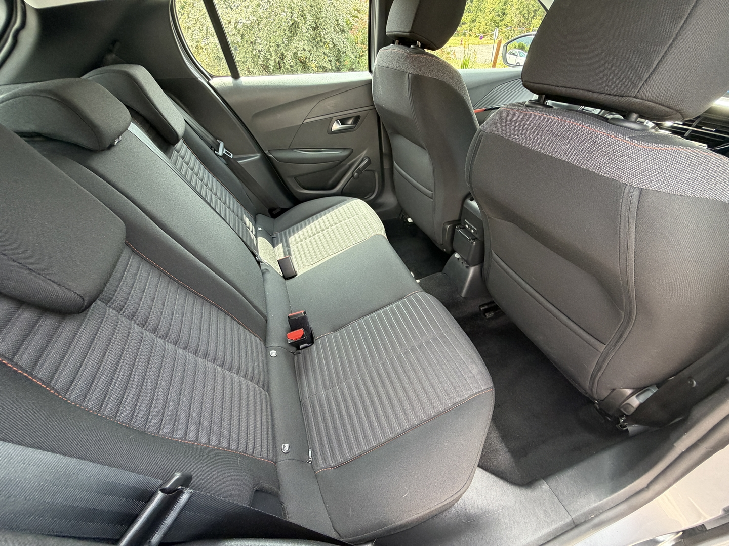 Peugeot 208 1.2 VTI 75CH S&S ACTIVE BUSINESS