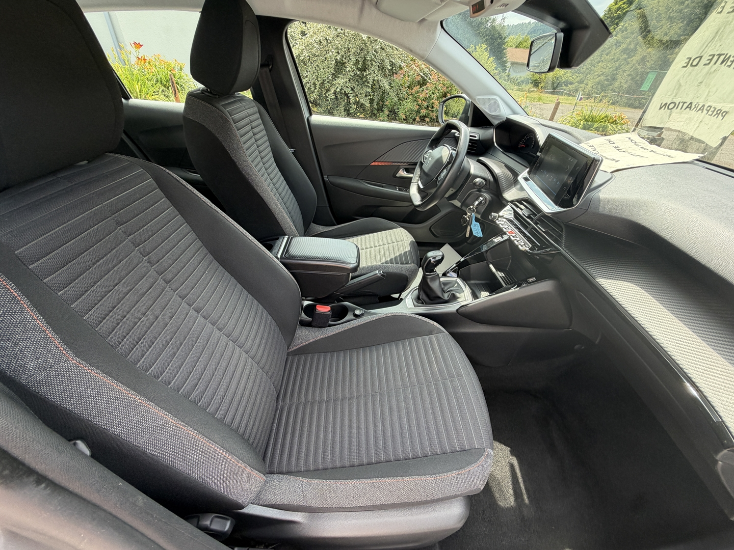 Peugeot 208 1.2 VTI 75CH S&S ACTIVE BUSINESS