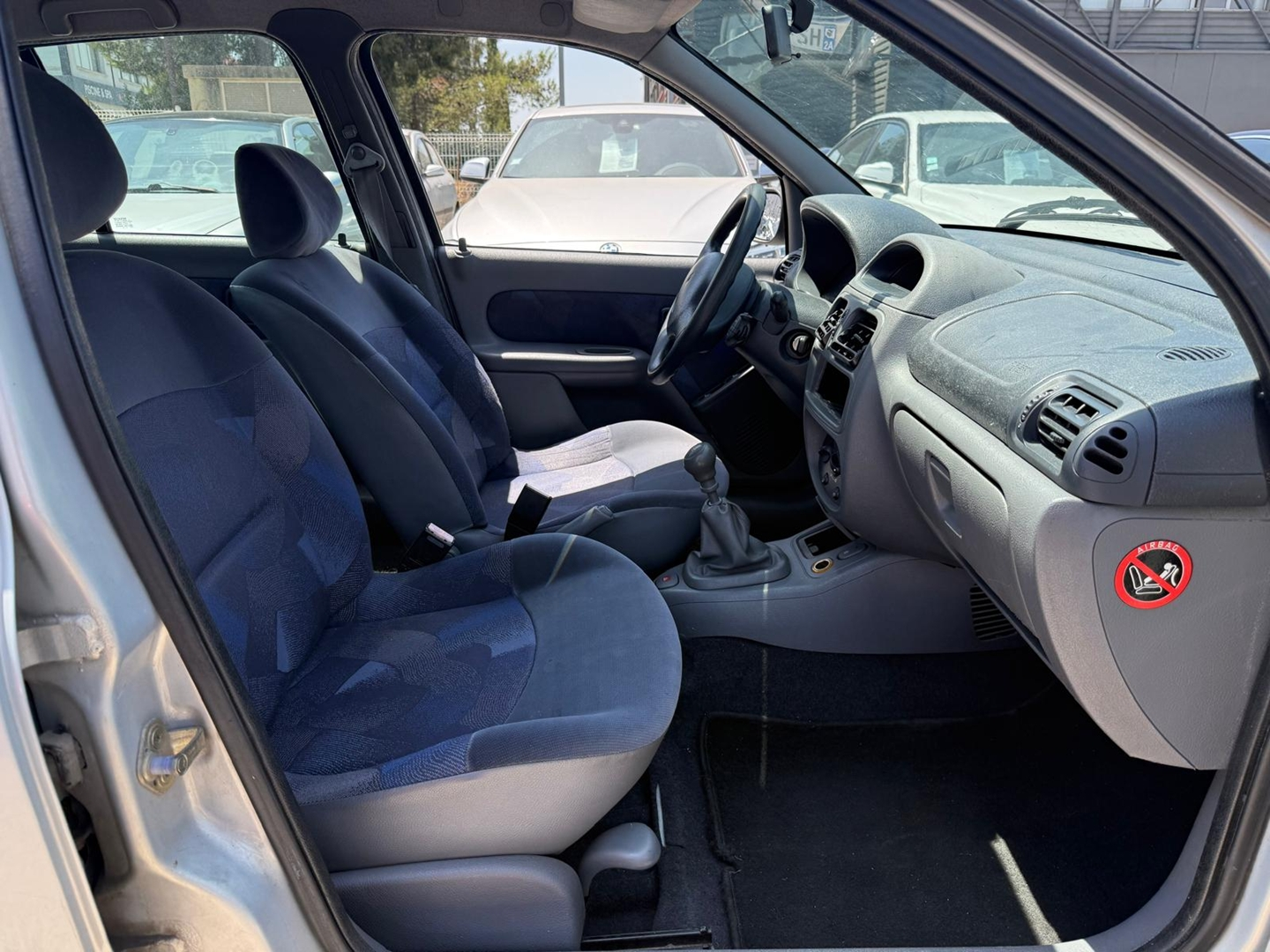 Renault CLIO II 1.2 (1149) 58CH 5P