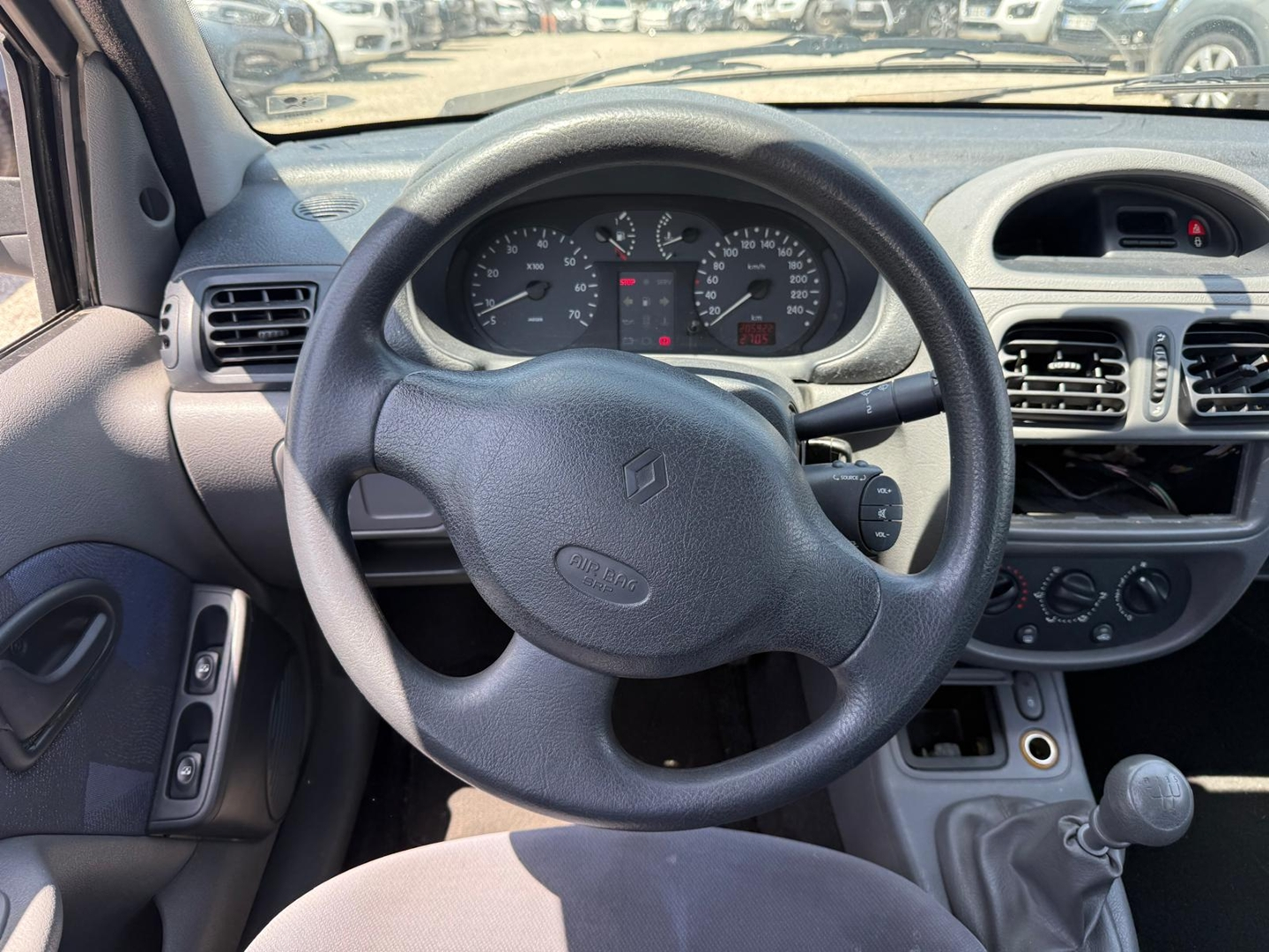 Renault CLIO II 1.2 (1149) 58CH 5P