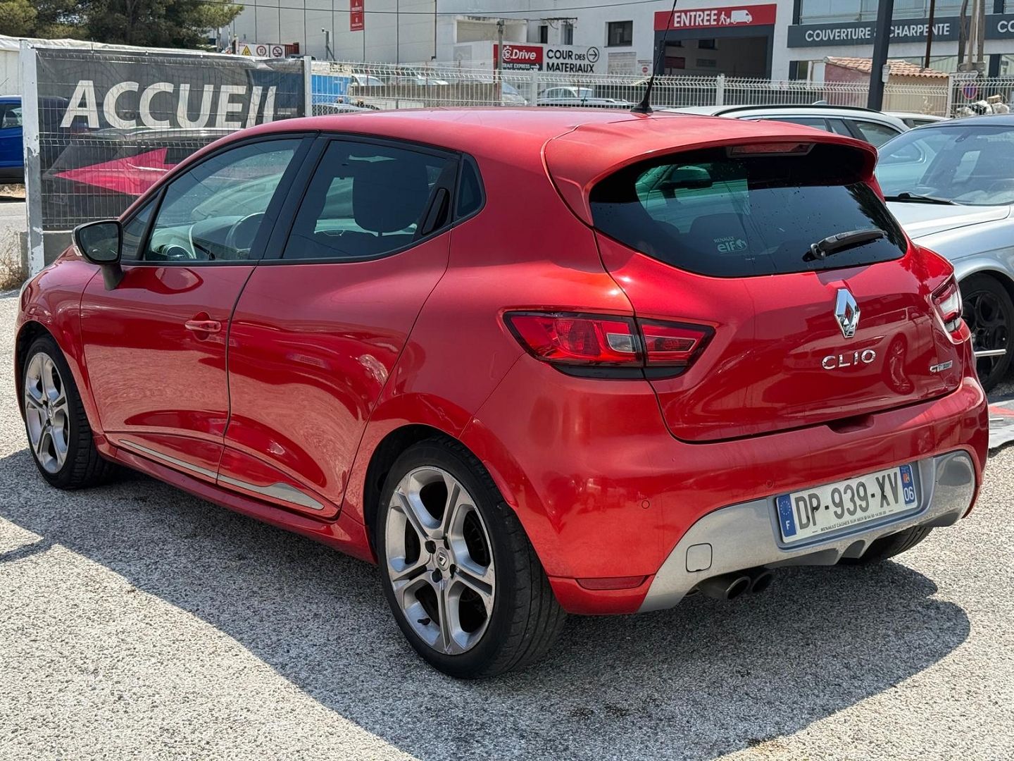 Renault CLIO IV 1.2 TCE 120CH ENERGY INTENS EDC EURO6 2015