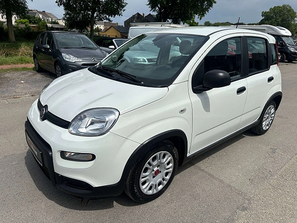 Fiat Panda Panda 1.0i MHEV CarPlay Clim Auto Garantie 12 mois