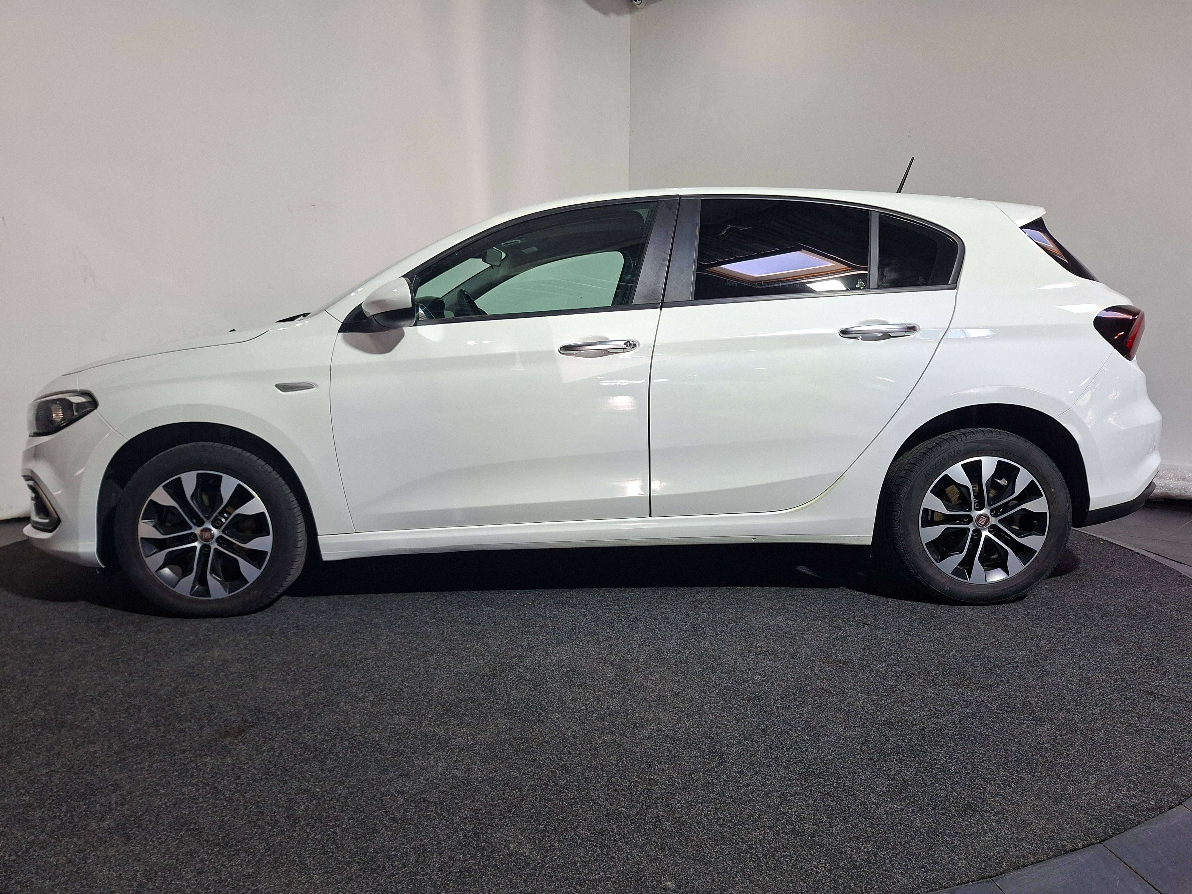 Fiat Tipo Tipo 1.5 Hybrid DCT | Automaat | Apple Car Play | Airco |