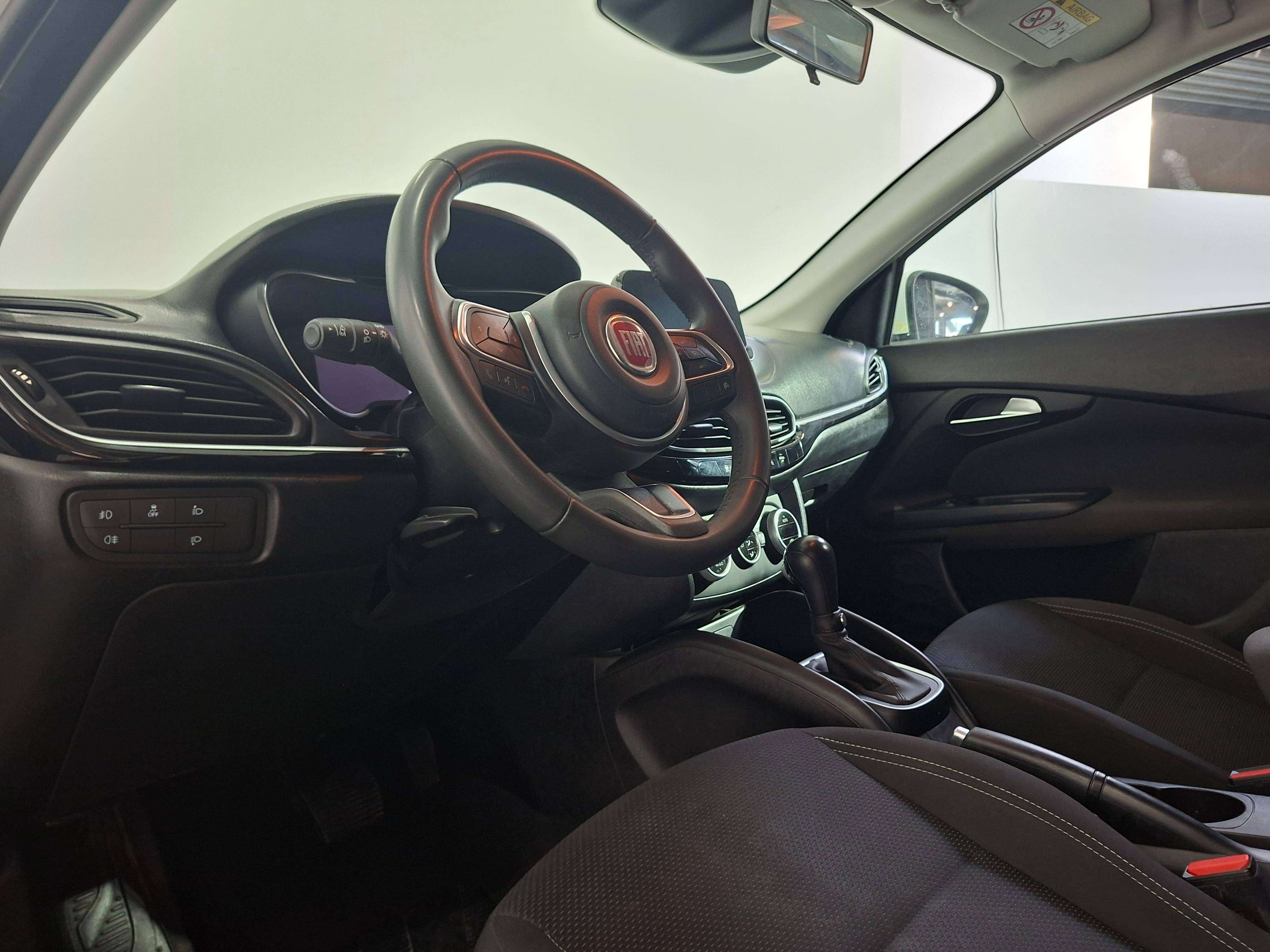 Fiat Tipo Tipo 1.5 Hybrid DCT | Automaat | Apple Car Play | Airco |