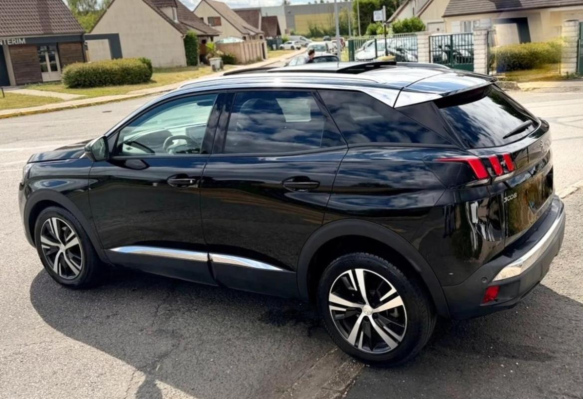 Peugeot 3008 1.2 PT 130 CV ALLURE BUSINESS TOIT OUVRANT ENTRETIEN COMPLET A JOUR