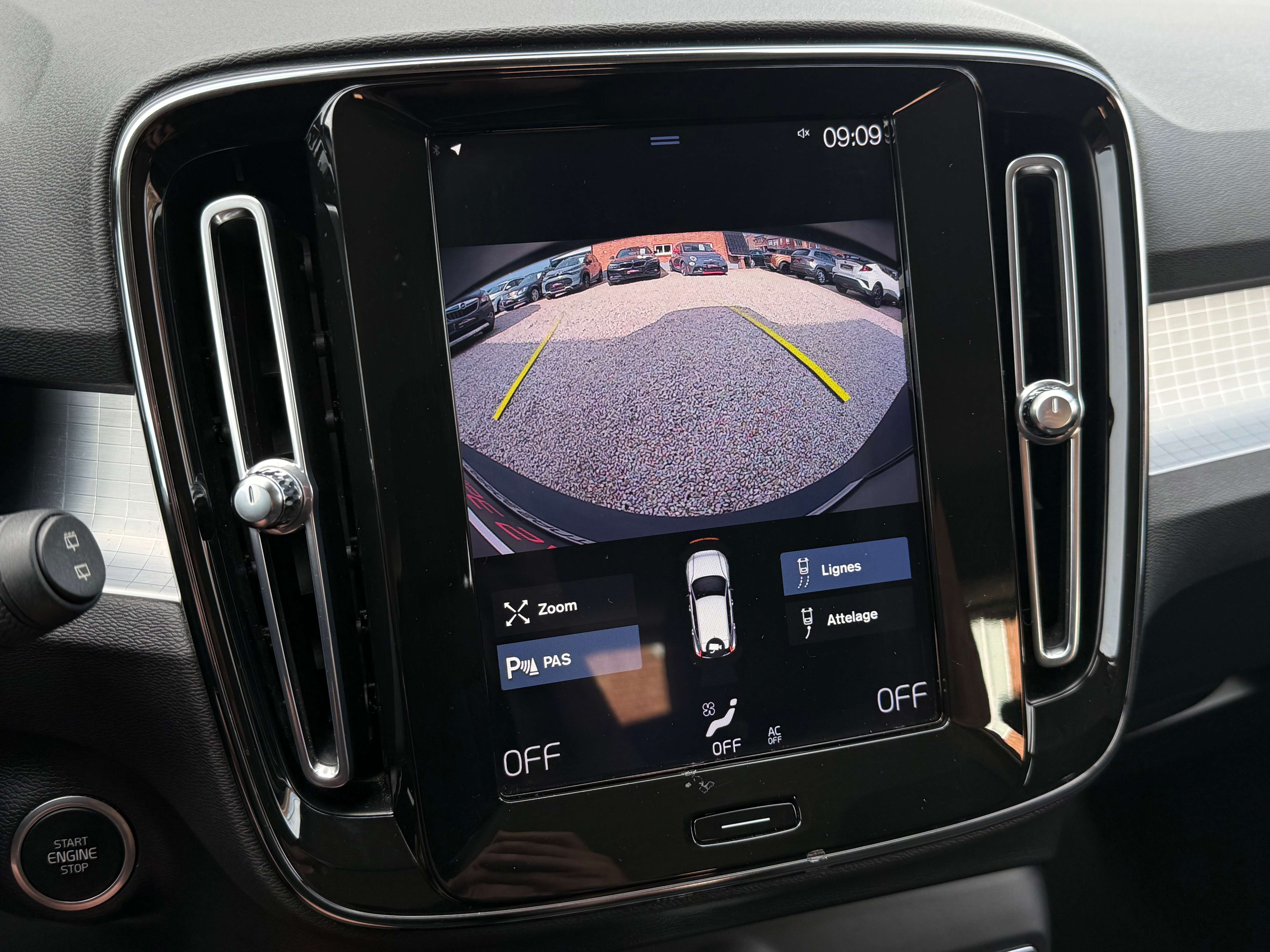 Volvo XC40 XC40 1.5 T2 Momentum Core Geartronic /Automatique/CarPlay/Navi/Led/Caméra/Pdc/Garantie/