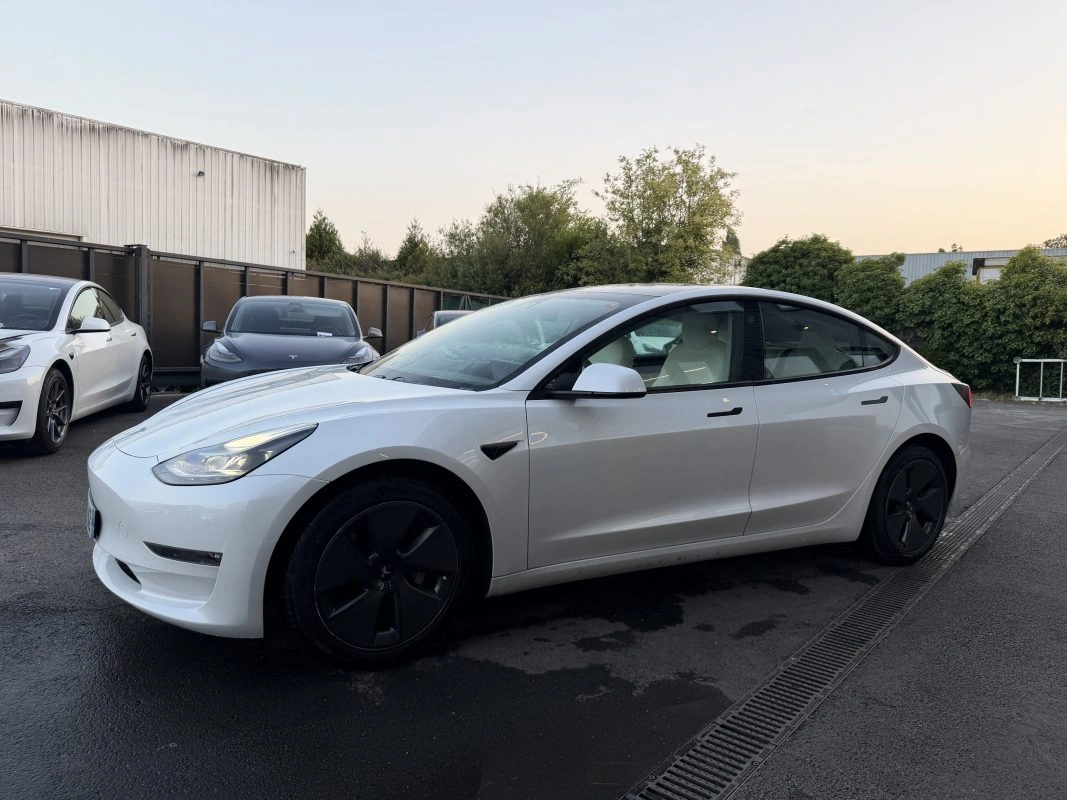 Tesla Model 3 DUAL MOTOR AWD GRANDE AUTONOMIE