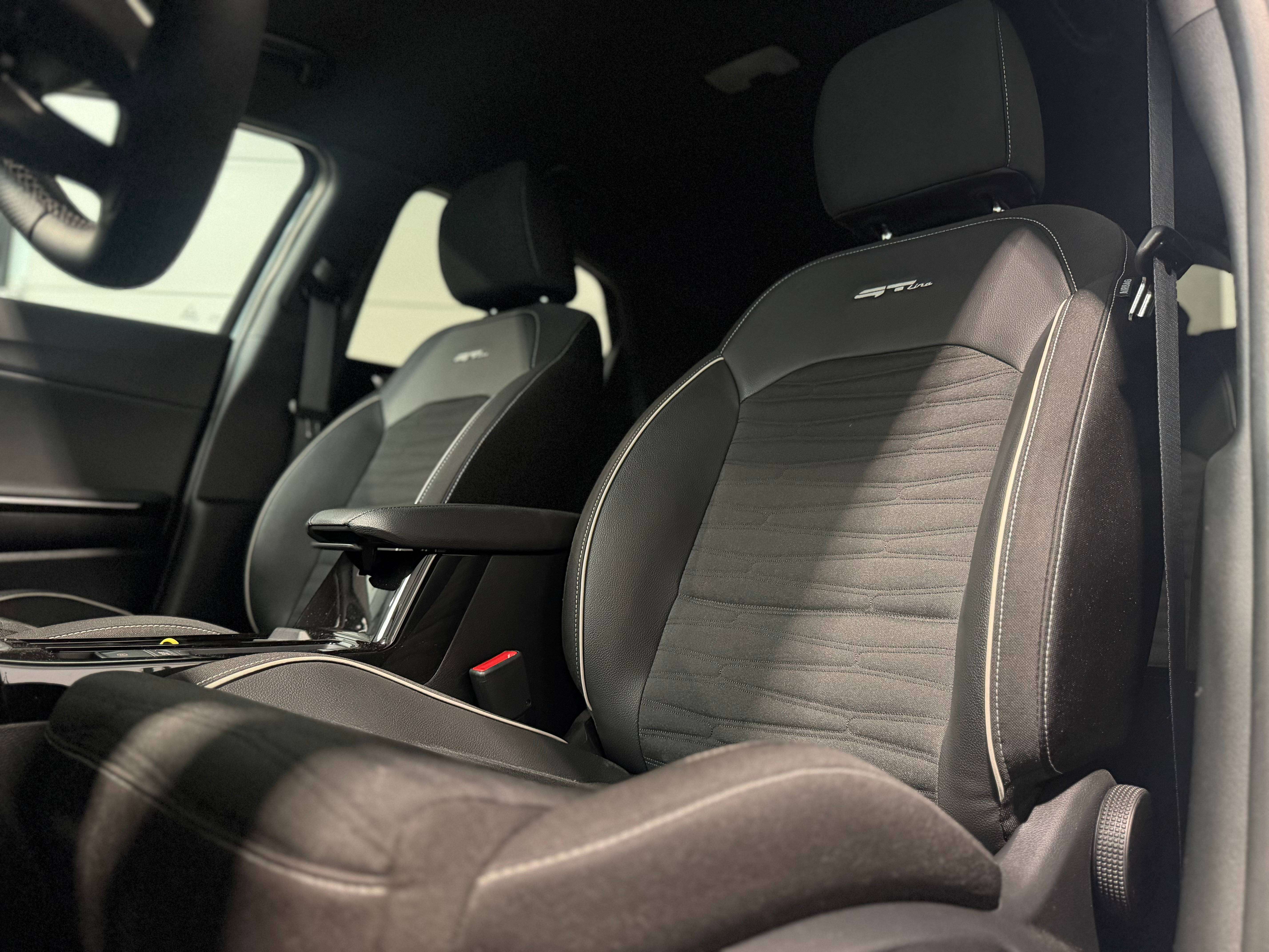 Kia XCeed 1.5 T-GDi GT-Line, Camera de recul, Capteurs AV/AR, Car-Play