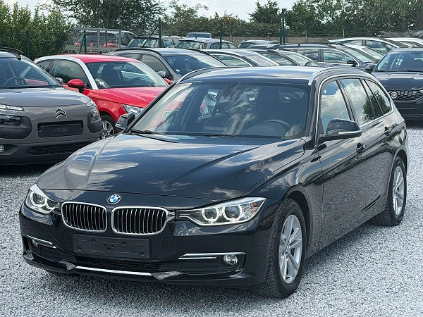 BMW 318 dA Touring - Cuir - Navigation - Xénon