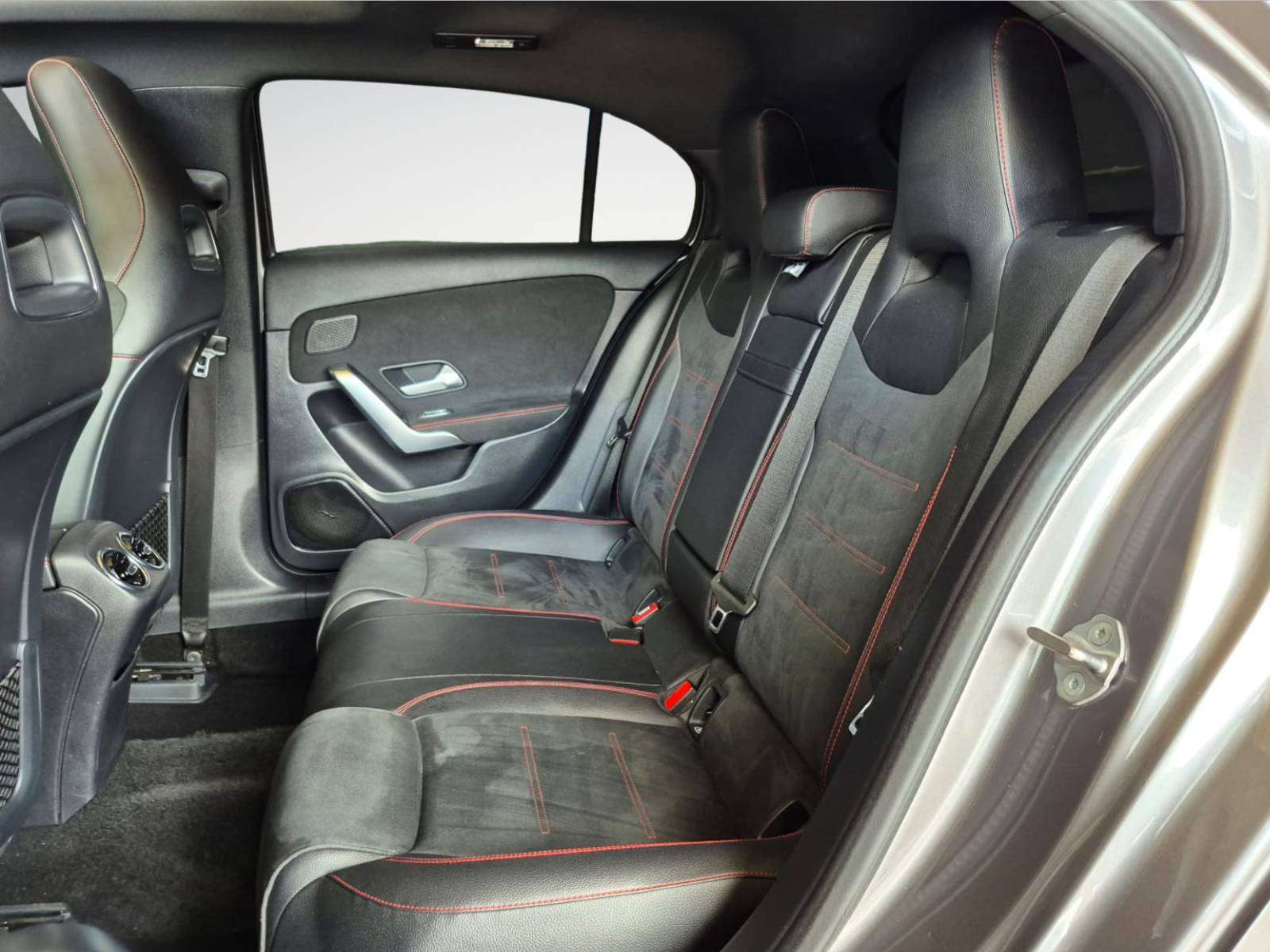 Mercedes-Benz A 180 d Business Solution AMG - Garantie 12 Mois avec Entretien Effectué
