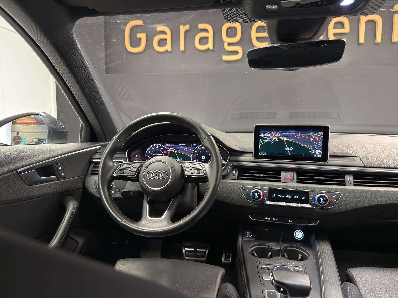 Audi A4 S line - S tronic**BOITE AUTO**CLIM AUTO**GARANTIE