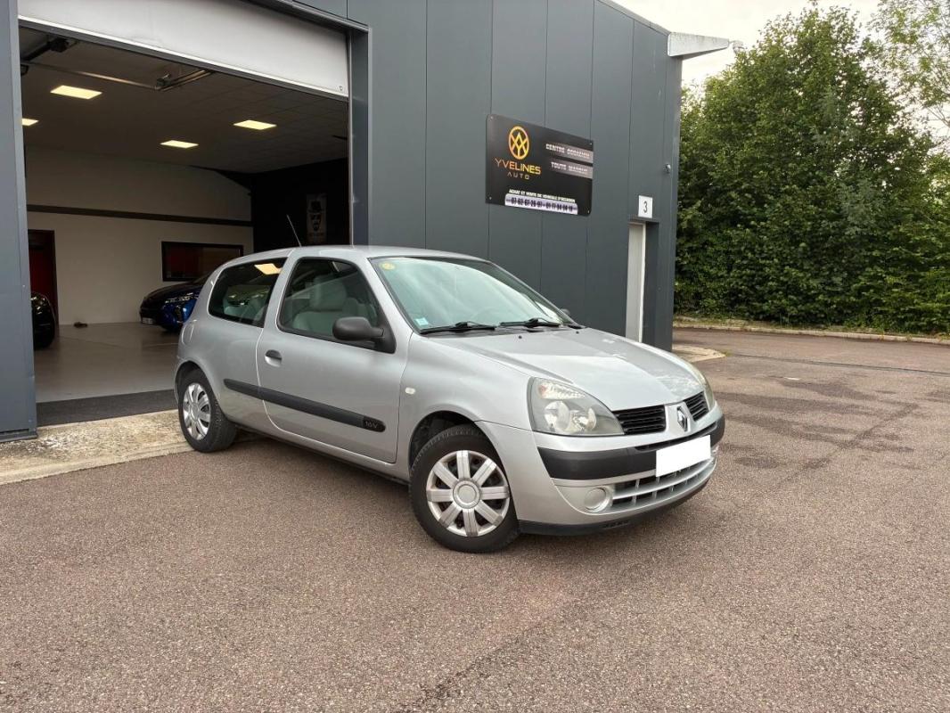 Renault Clio CAMPUS 1.2 75 AUTHENTIQUE | DISTRIBUTION A JOUR REF01