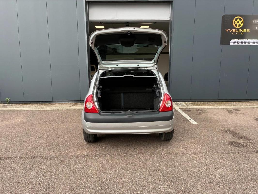 Renault Clio CAMPUS 1.2 75 AUTHENTIQUE | DISTRIBUTION A JOUR REF01