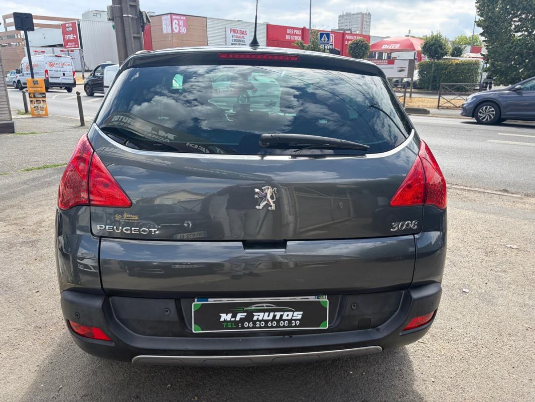 Peugeot 3008 1.6 HDi 112ch Pretium Pack EMBRAYAGE NEUF TOIT PANO GPS BLUETOOTH RÉGULATEUR AUX