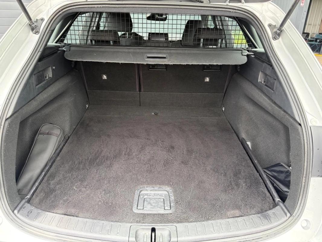 Toyota Corolla Touring Sports Hybrid 1.8 HSD 122H Dynamic Business 1ère main