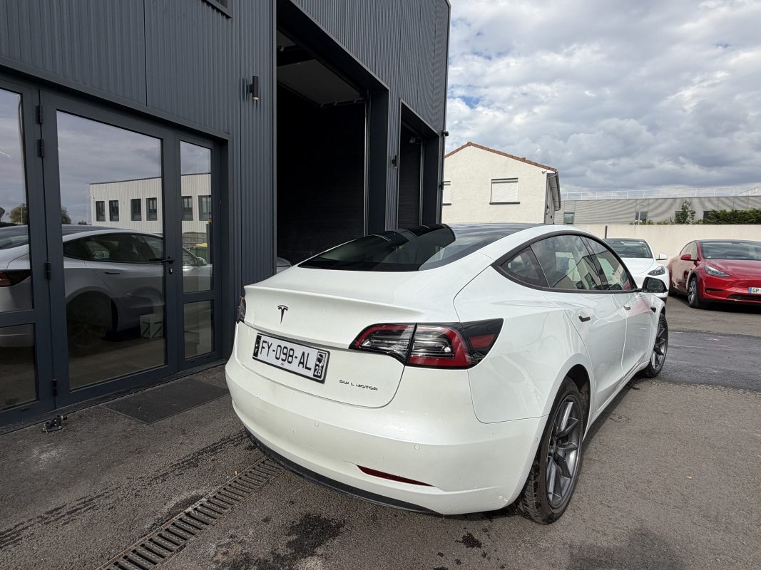 Tesla Model 3 DUAL MOTOR AWD GRANDE AUTONOMIE