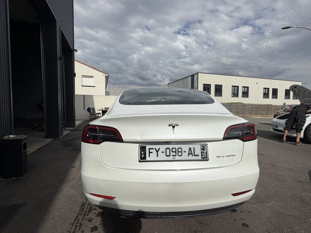 Tesla Model 3 DUAL MOTOR AWD GRANDE AUTONOMIE