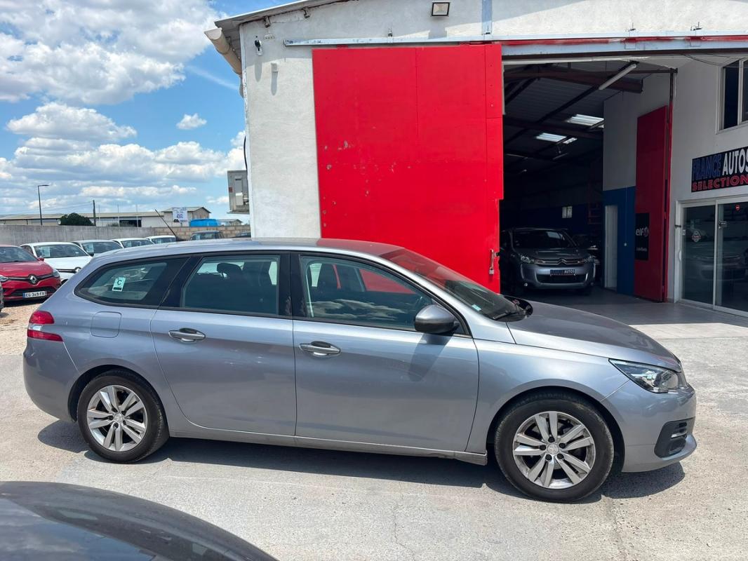 Peugeot 308 SW 1.5L BLUE HDI 131 CH BOITE AUTOMATIQUE DIESEL - RÉVISÉE ET GARANTIE