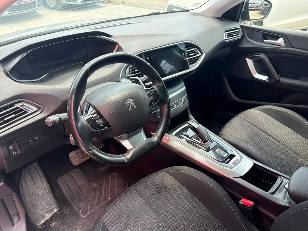 Peugeot 308 SW 1.5L BLUE HDI 131 CH BOITE AUTOMATIQUE DIESEL - RÉVISÉE ET GARANTIE