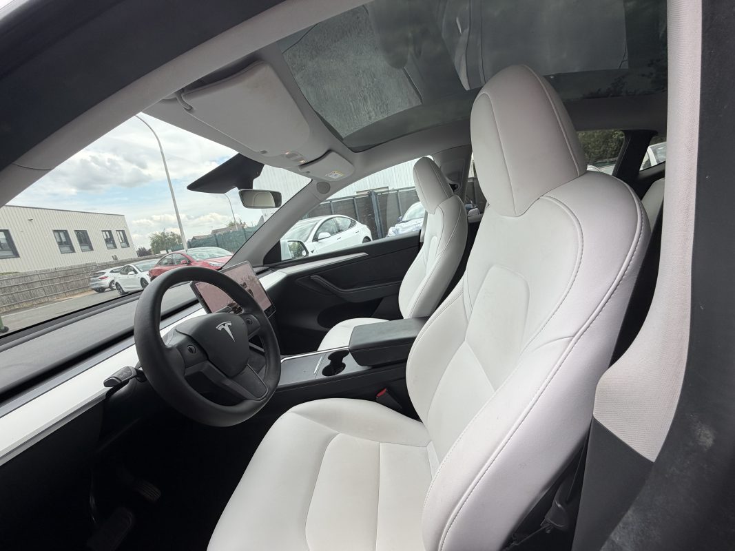 Tesla Model Y DUAL GRANDE AUTONOMIE