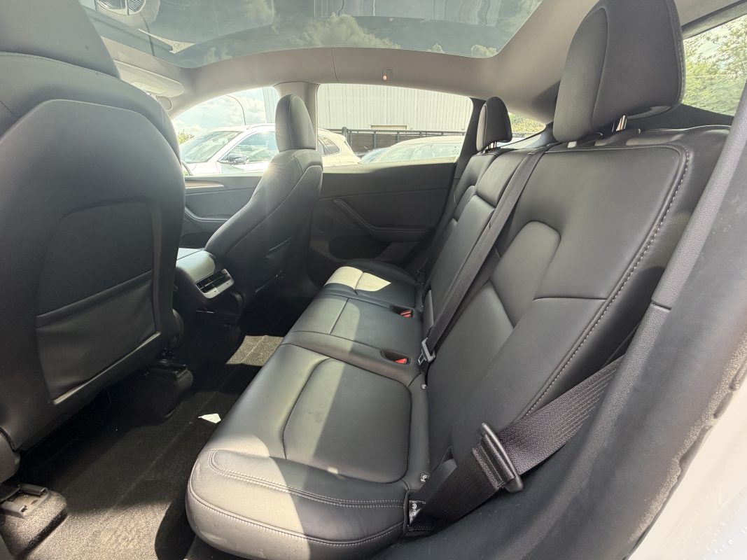 Tesla Model Y STANDARD RWD