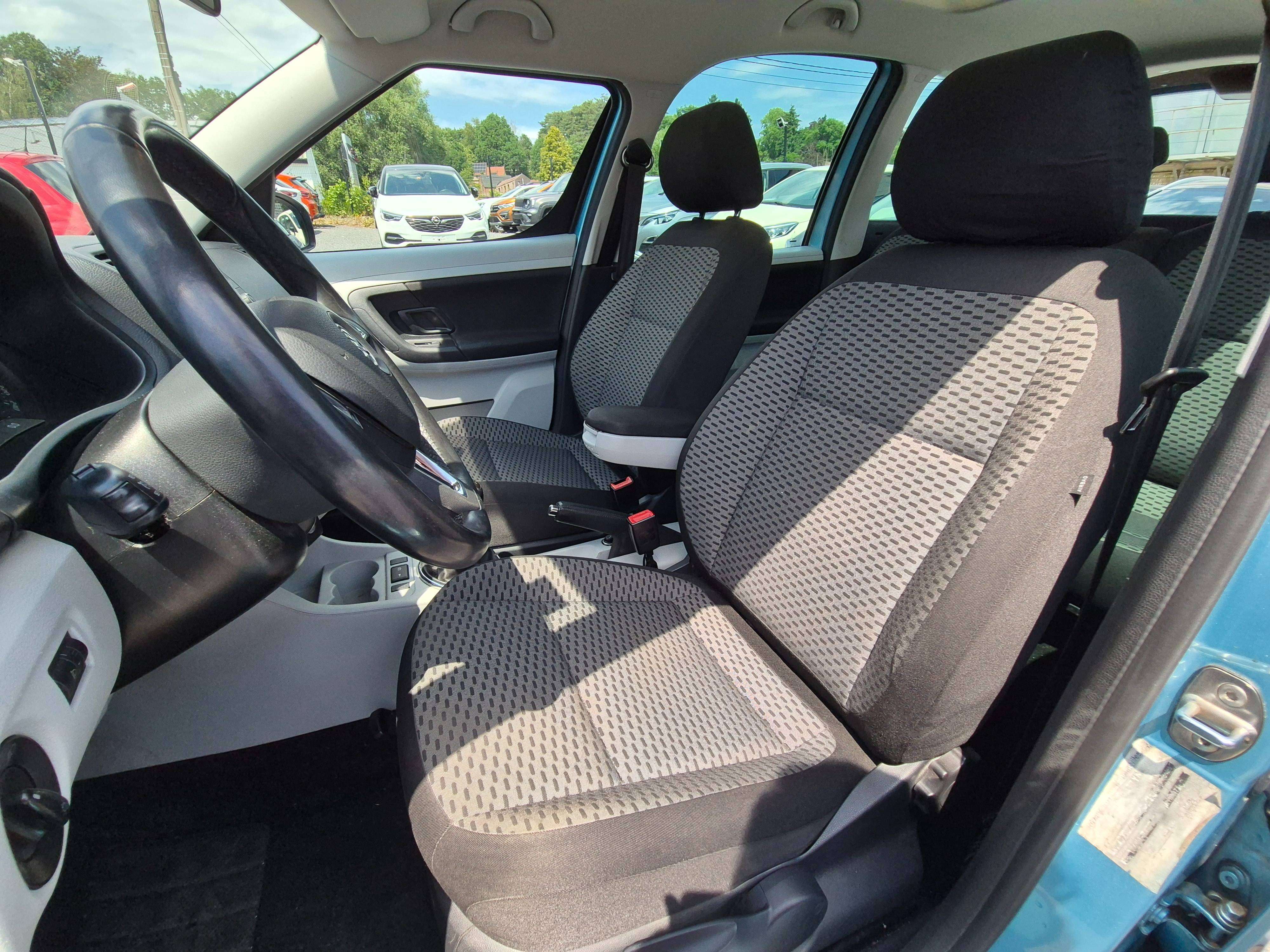 Skoda Roomster 1.6 CR TDi Ambition DPF