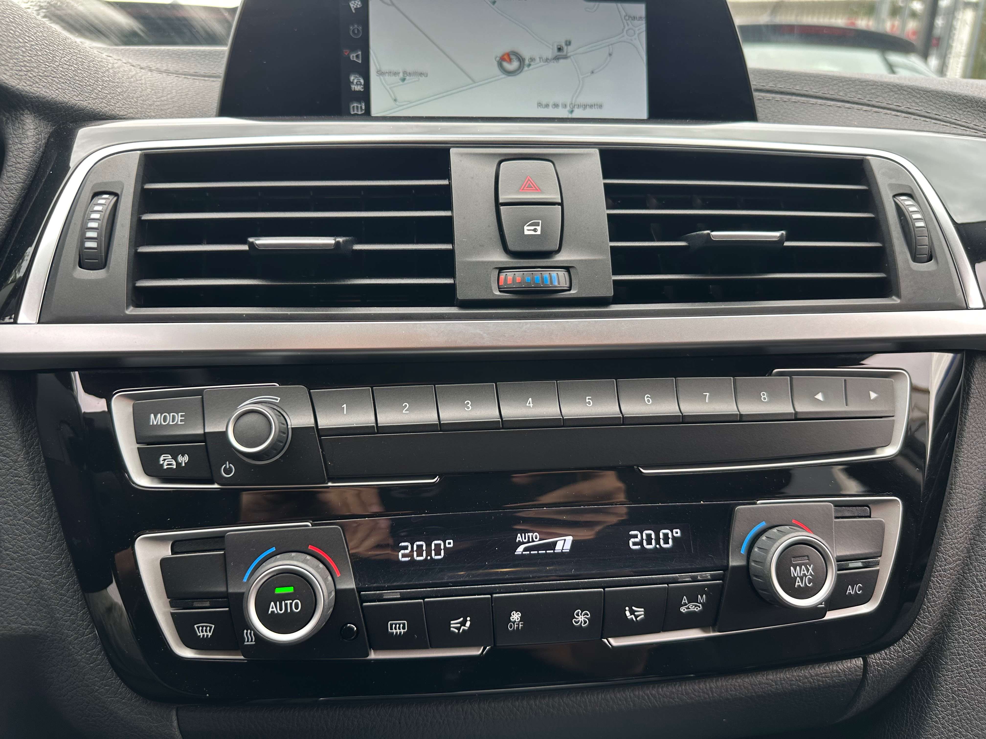 BMW 318 1.5*BREAK*LED*NAVI*CARNET COMPLET*GARANTIE*