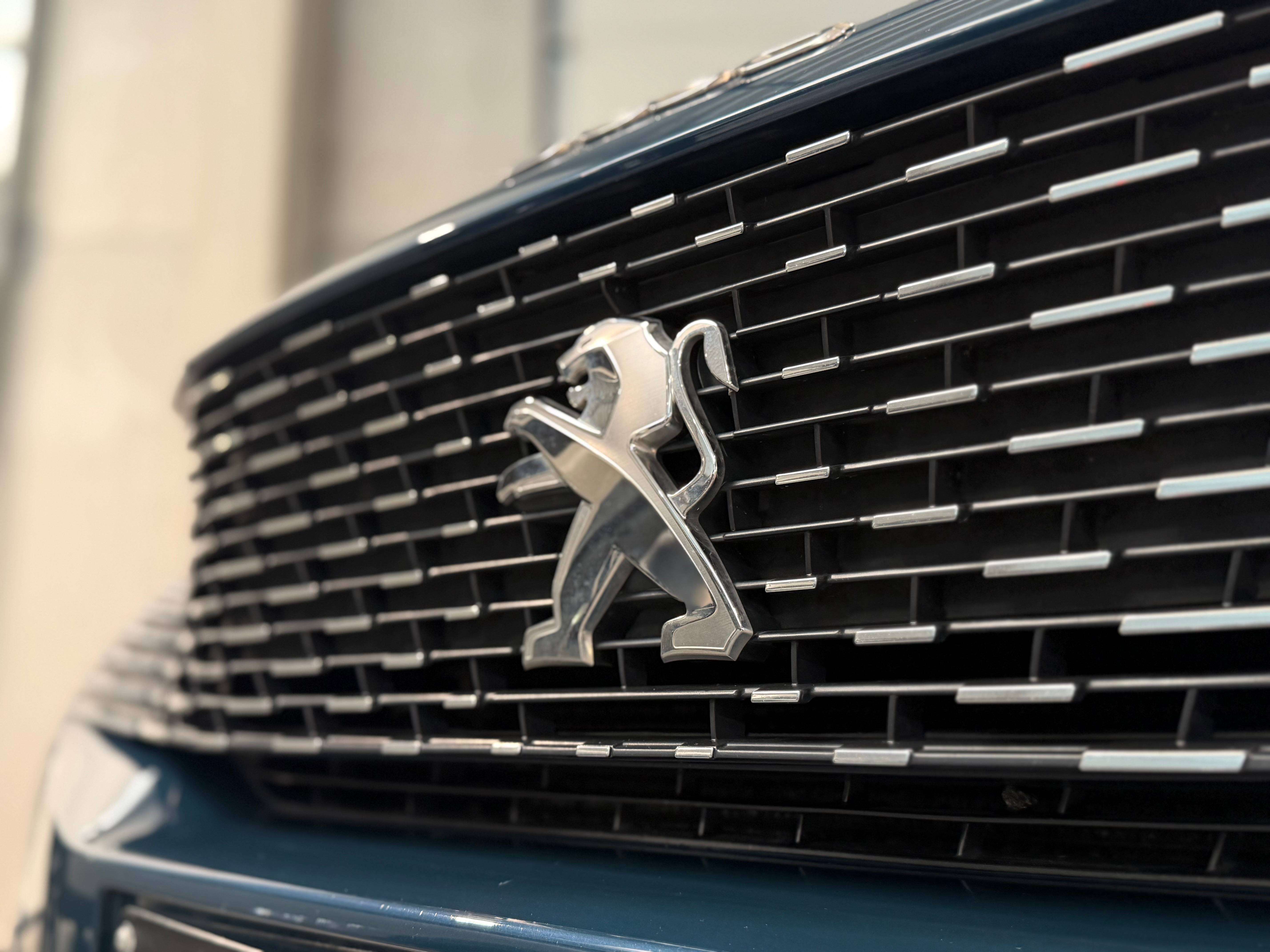 Peugeot 5008 7 Pl. ! 1.5 BlueHDi Allure, Camera de recul, Capteurs AV/AR, Car-Play