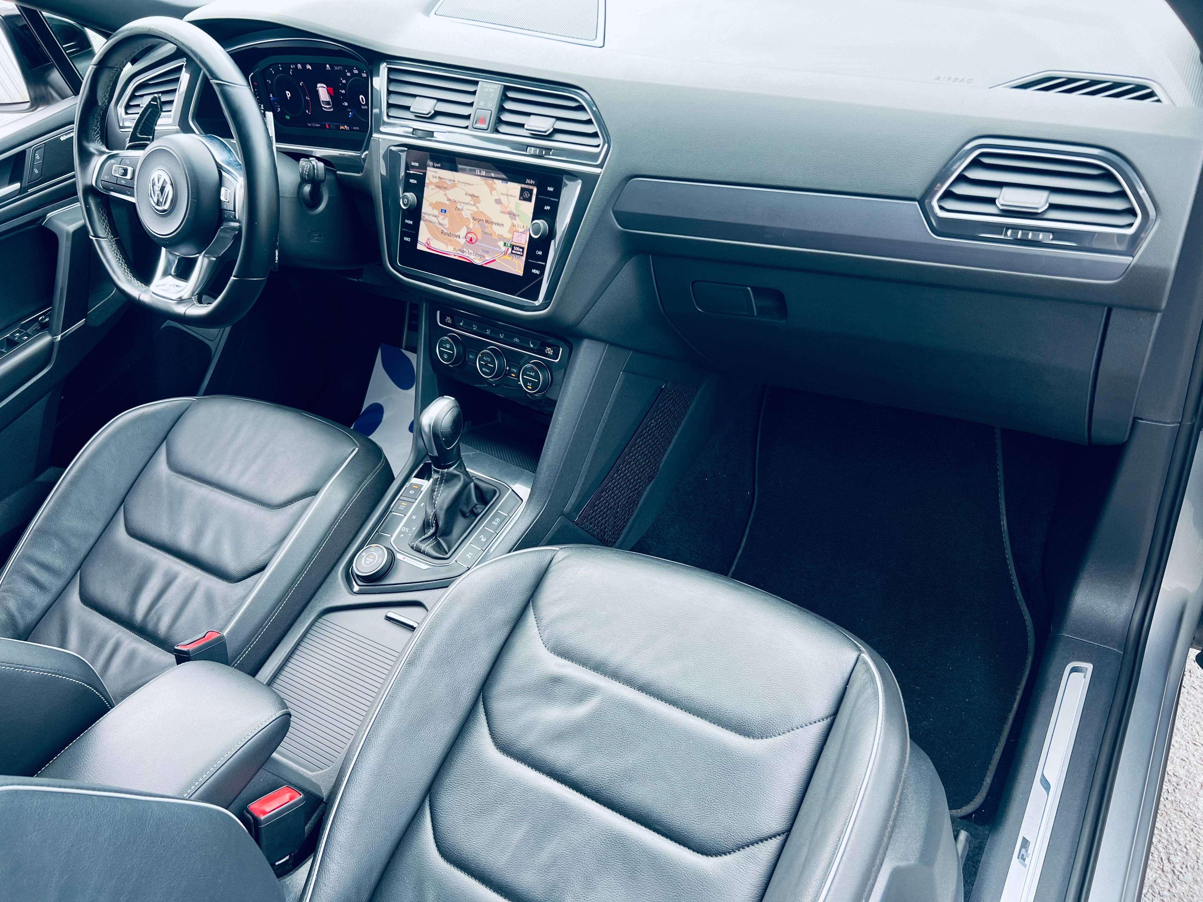 Volkswagen Tiguan Allspace 2.0 TSI 4Motion Highline DSG+R-Line+PANO+7PL+TVA+CARNET+GARANTIE