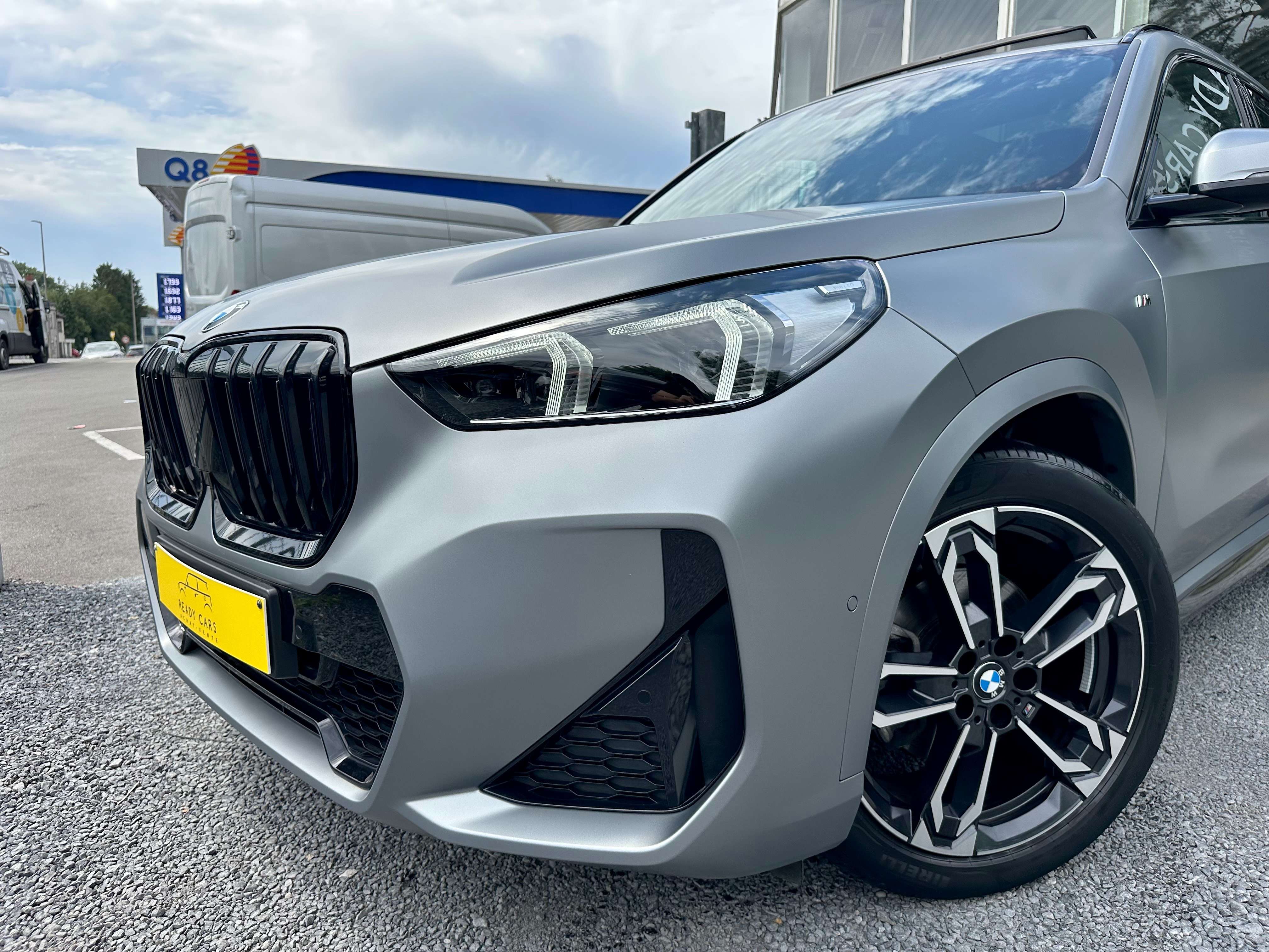 BMW X1 1.5*FULL OPTION*PACK M*FROZEN GREY*PANO*HARMAN KARDON*1ER PROP*ATT-REMORQUE