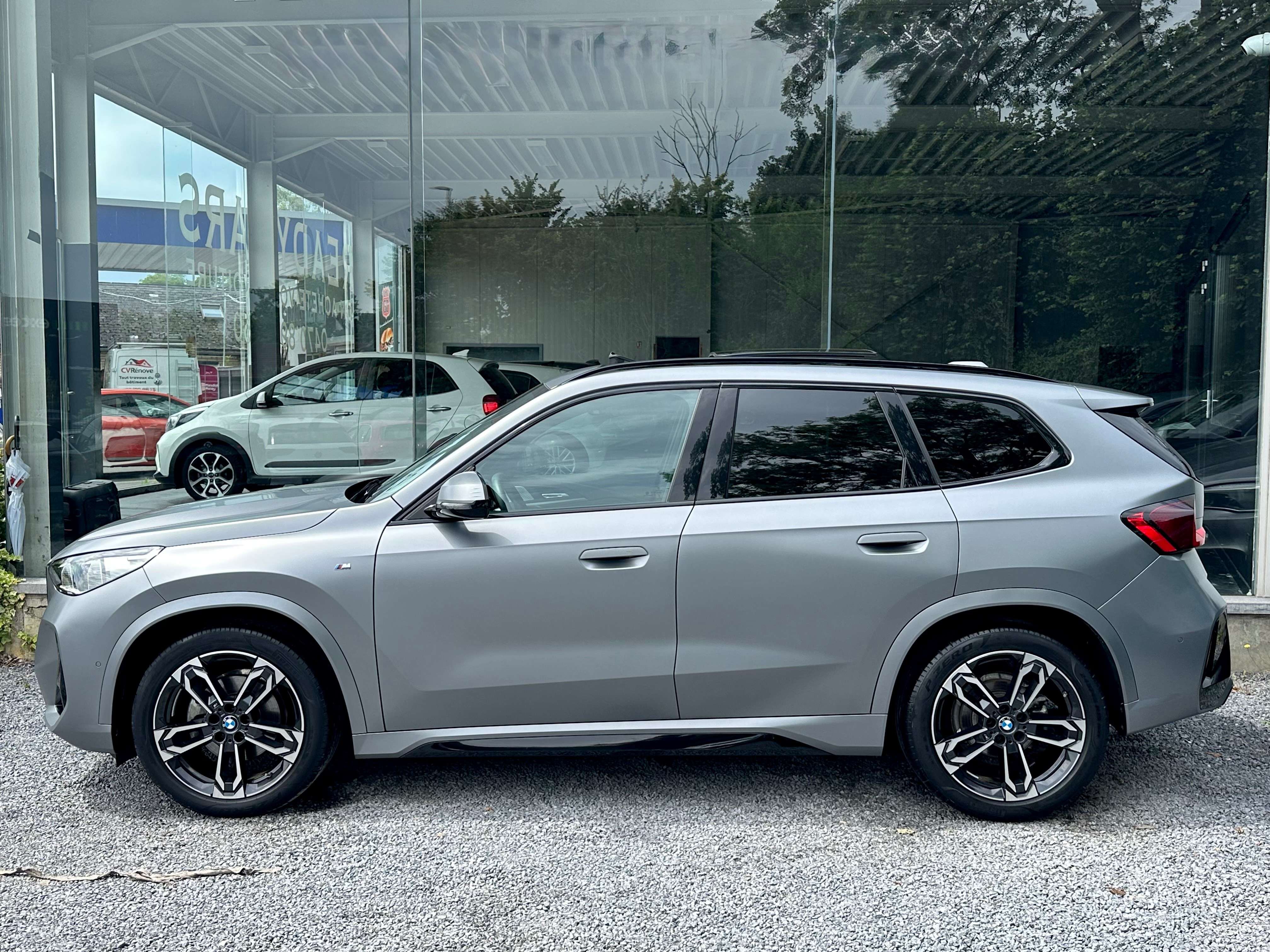 BMW X1 1.5*FULL OPTION*PACK M*FROZEN GREY*PANO*HARMAN KARDON*1ER PROP*ATT-REMORQUE
