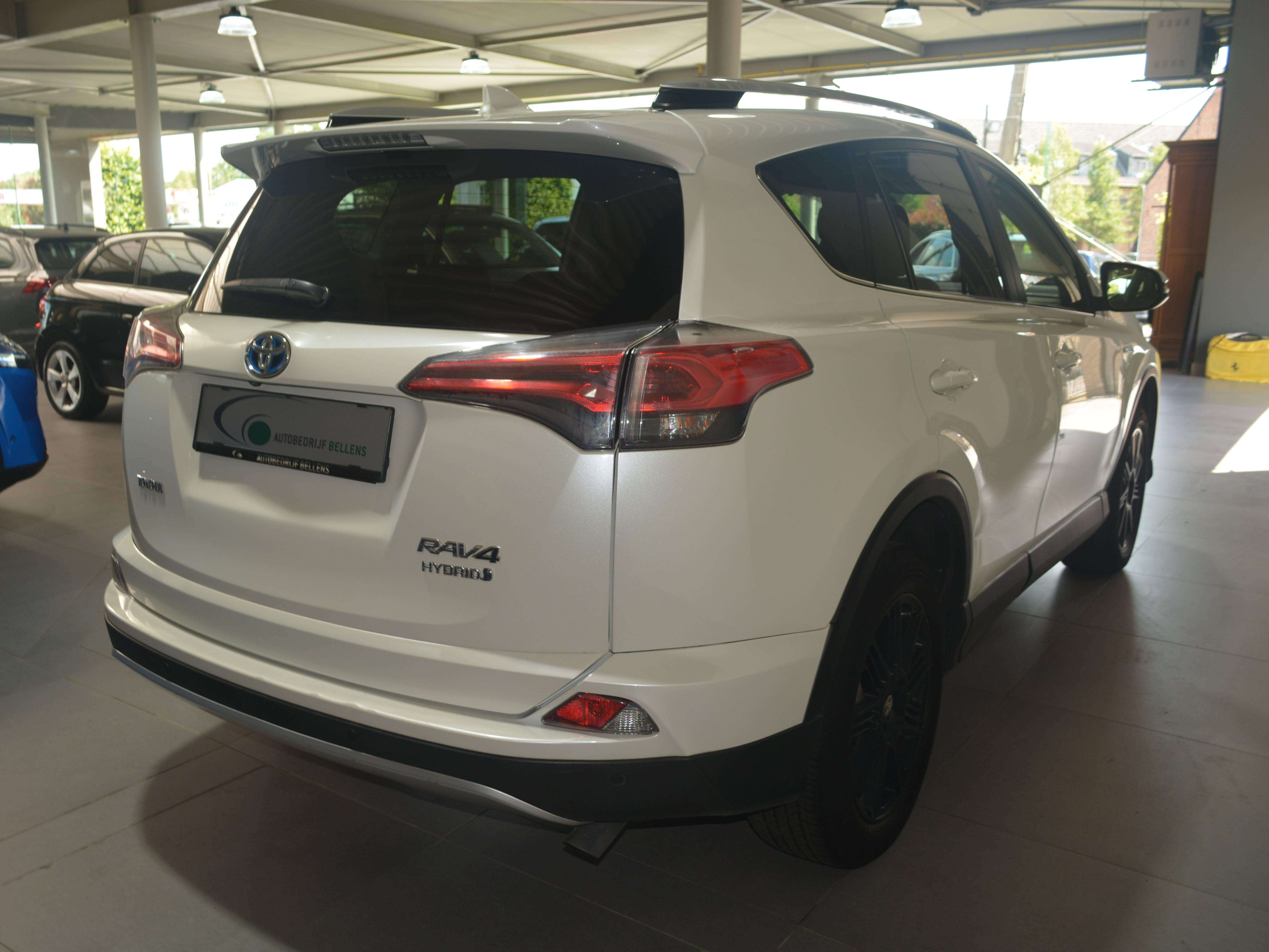 Toyota RAV 4 RAV4 Hybrid 2.5i e-AWD C.  / LEDER / NAVI / 360° CAMERA / SCHUIFDAK / 4 X4