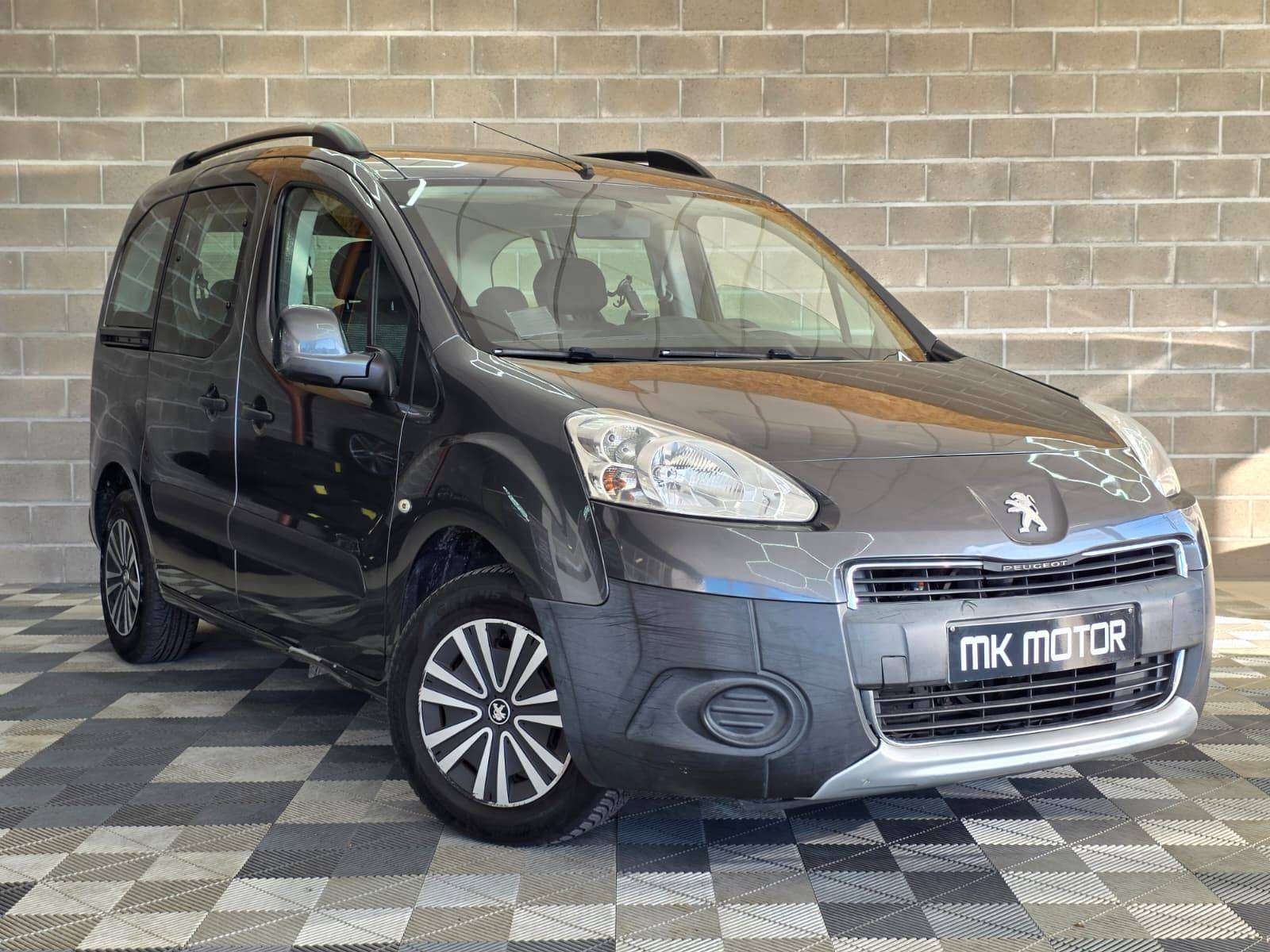Peugeot Partner 🟢1.6 DIESEL 92CV - 7 PLACES - CRUISE - AIRCO