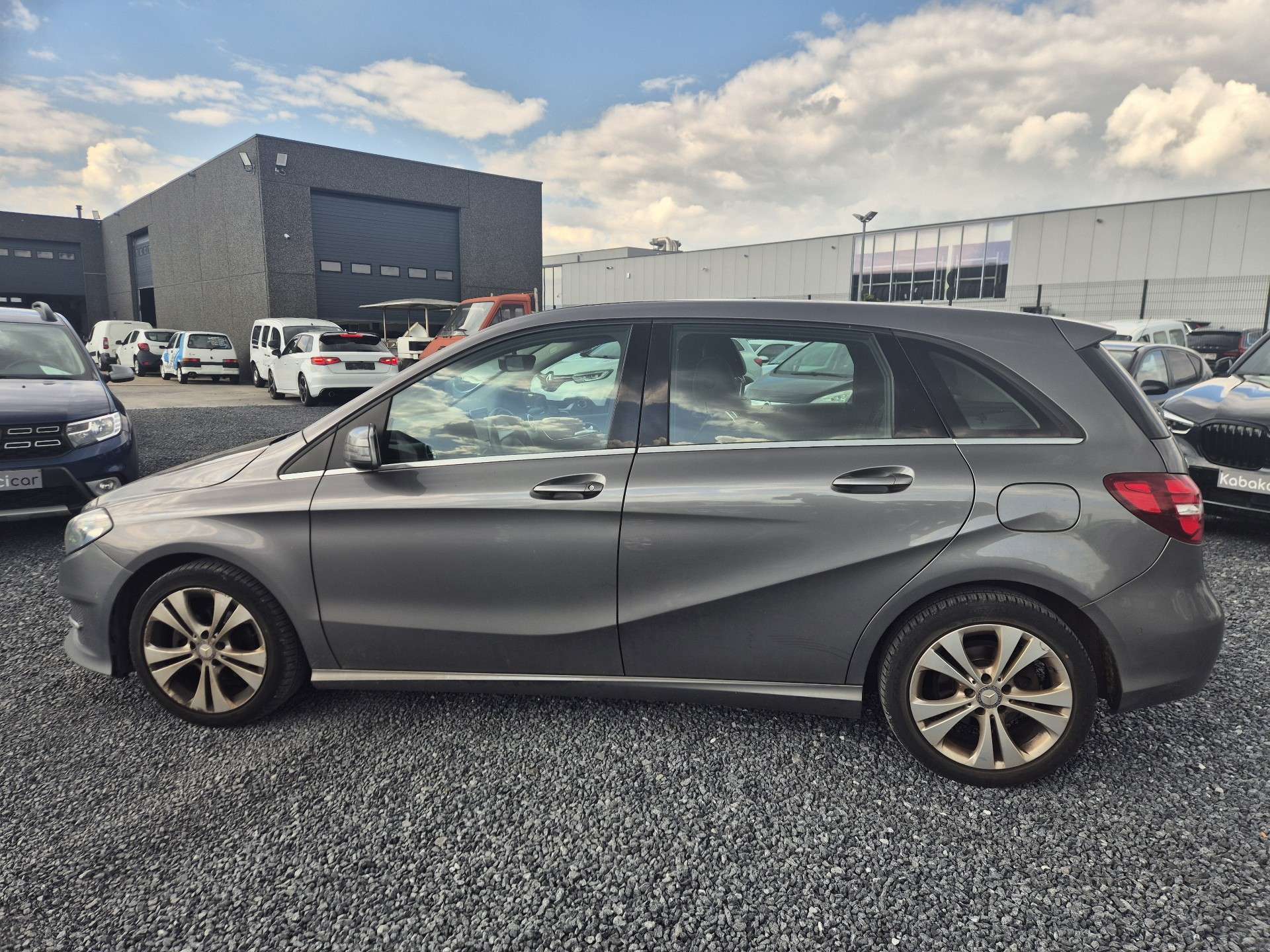 Mercedes-Benz B 180 1.5 D / / GPS / Marchand ou export