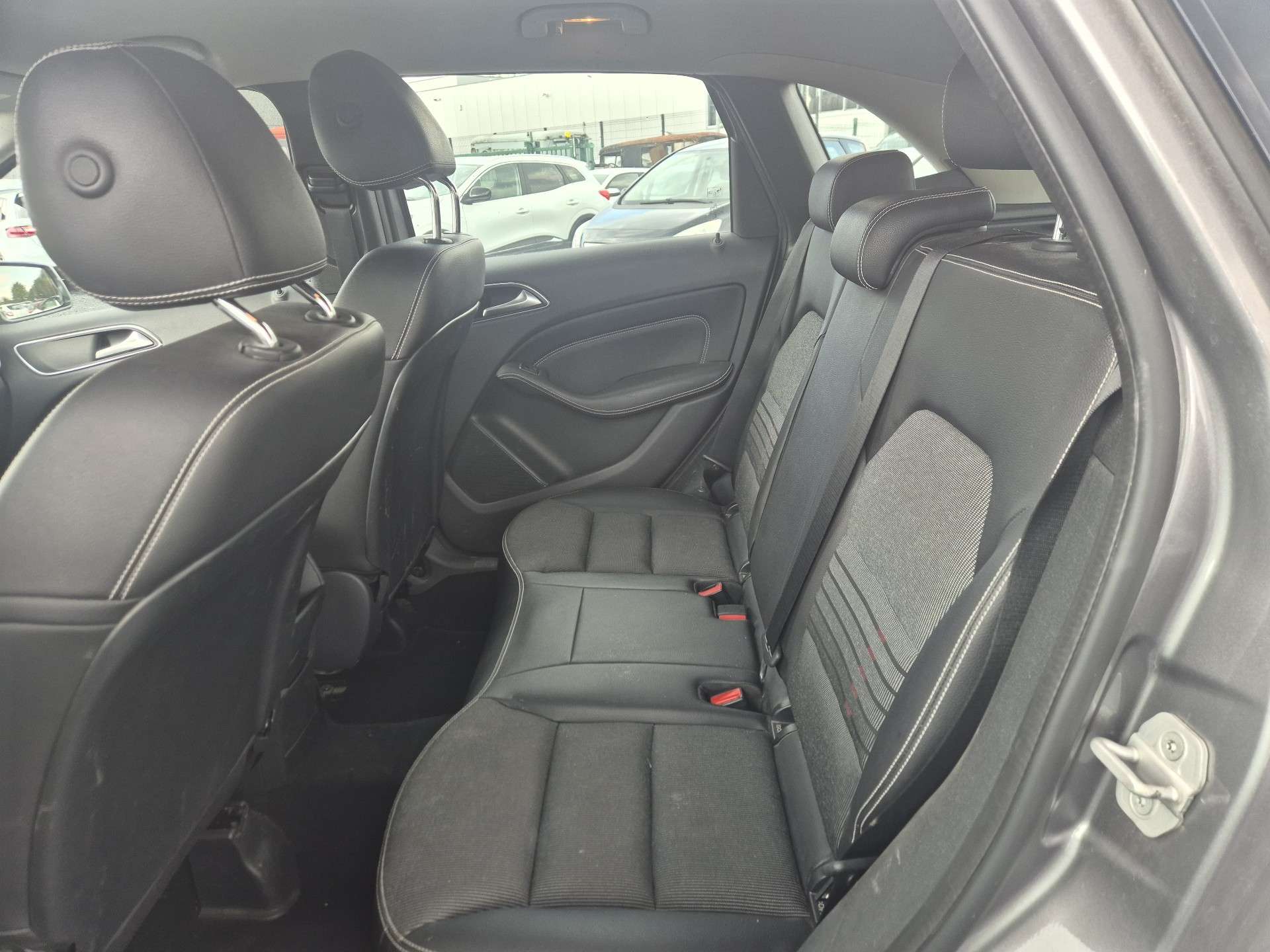 Mercedes-Benz B 180 1.5 D / / GPS / Marchand ou export