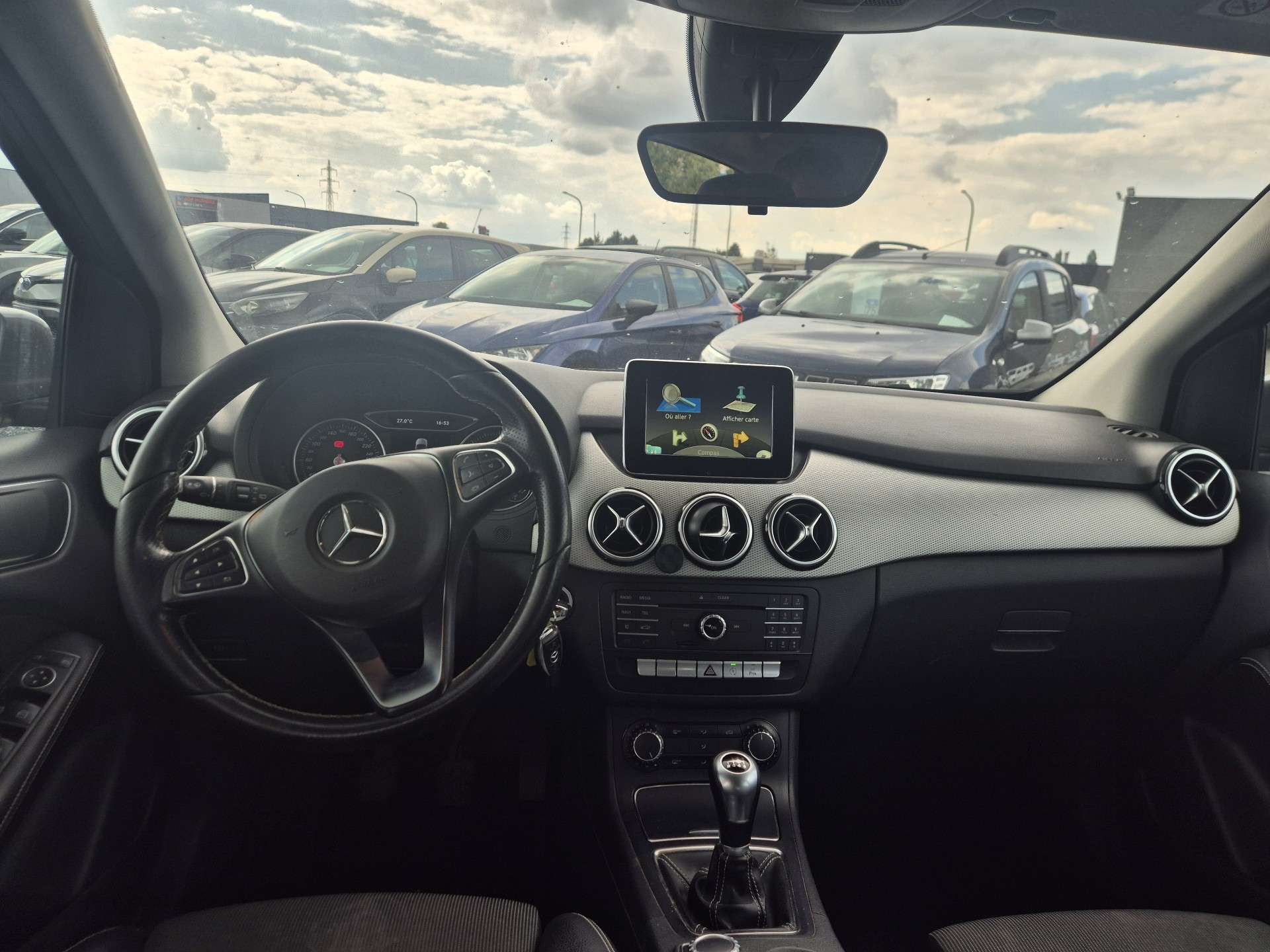 Mercedes-Benz B 180 1.5 D / / GPS / Marchand ou export