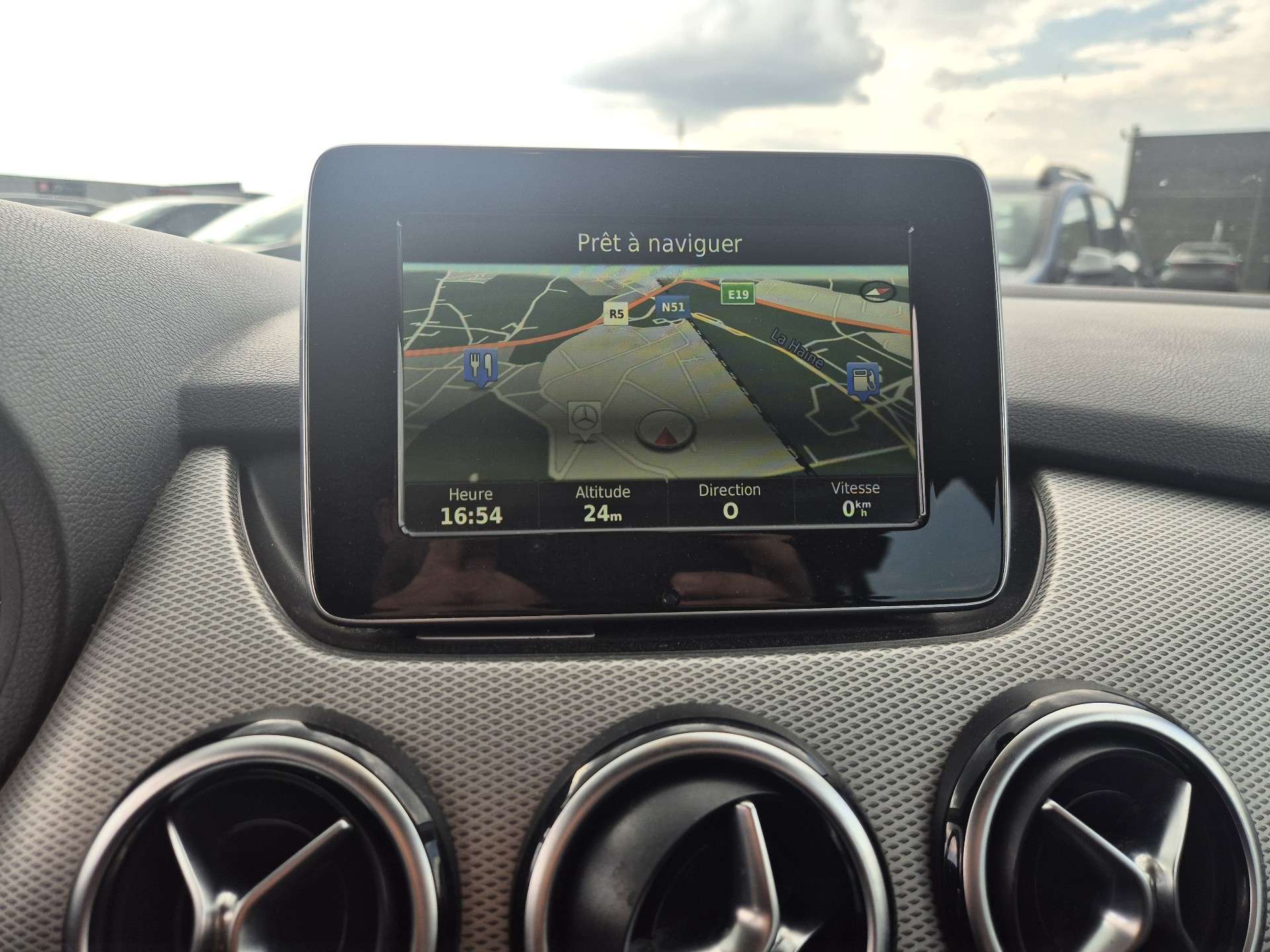Mercedes-Benz B 180 1.5 D / / GPS / Marchand ou export