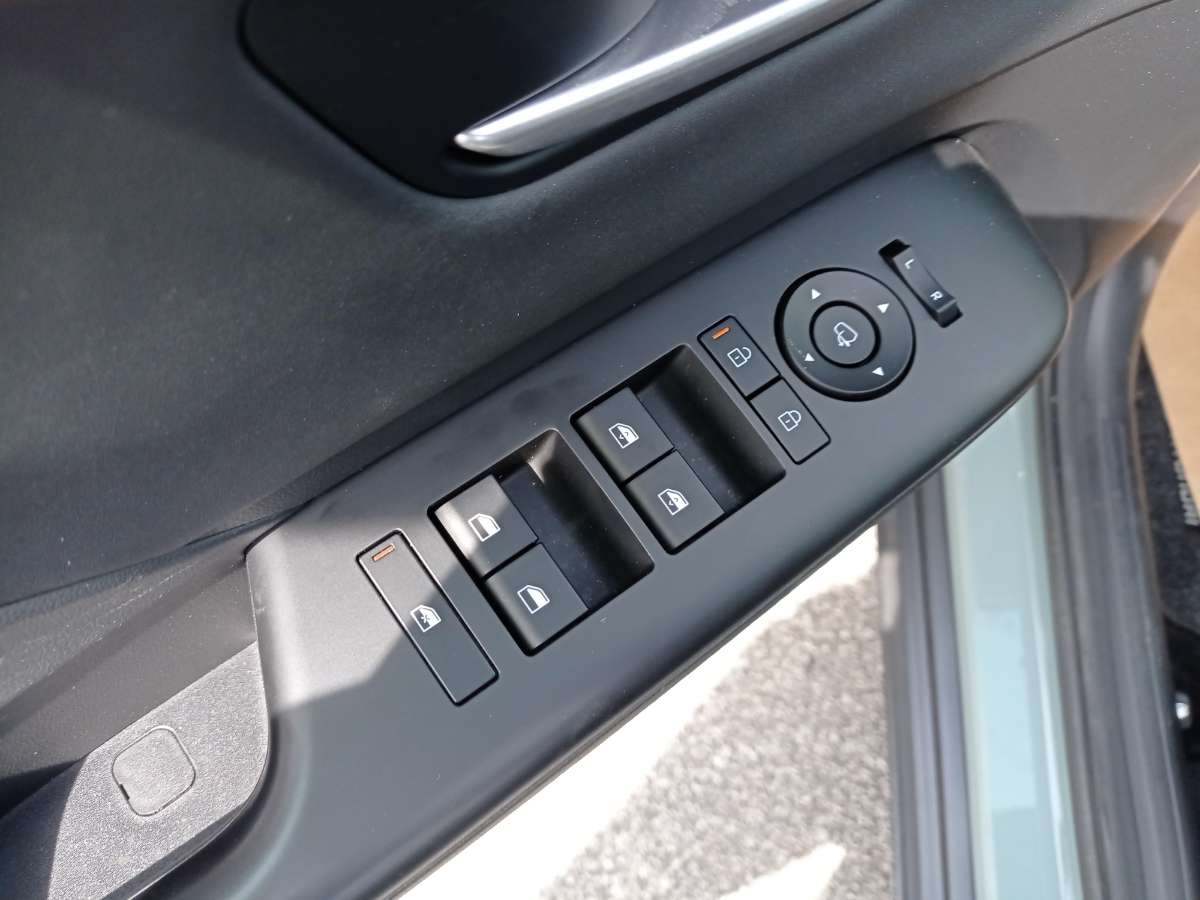 Hyundai KONA FEEL CONFORT PACK AUTO
