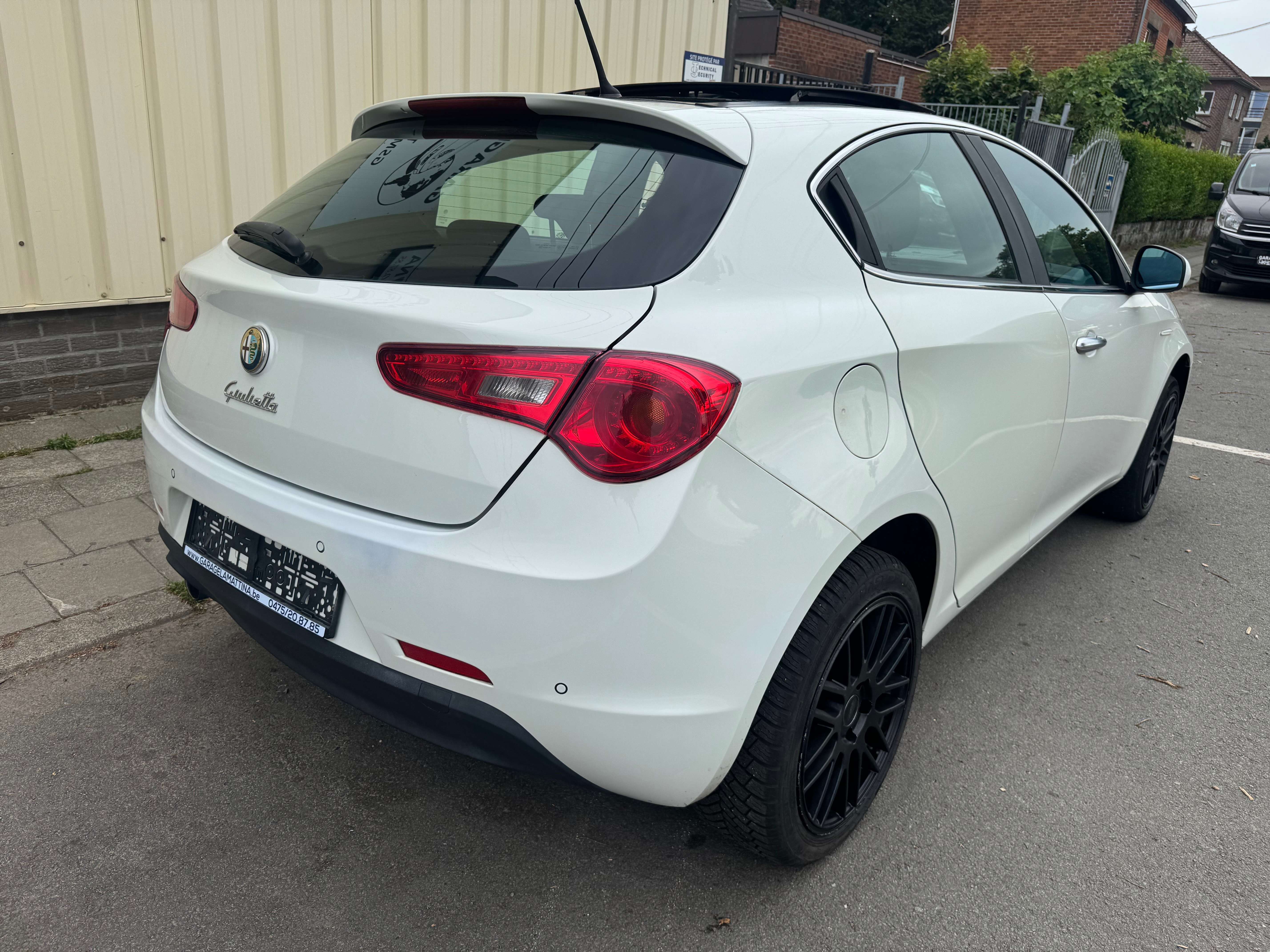 Alfa Romeo Giulietta Giulietta 1.4 garantie 1 an