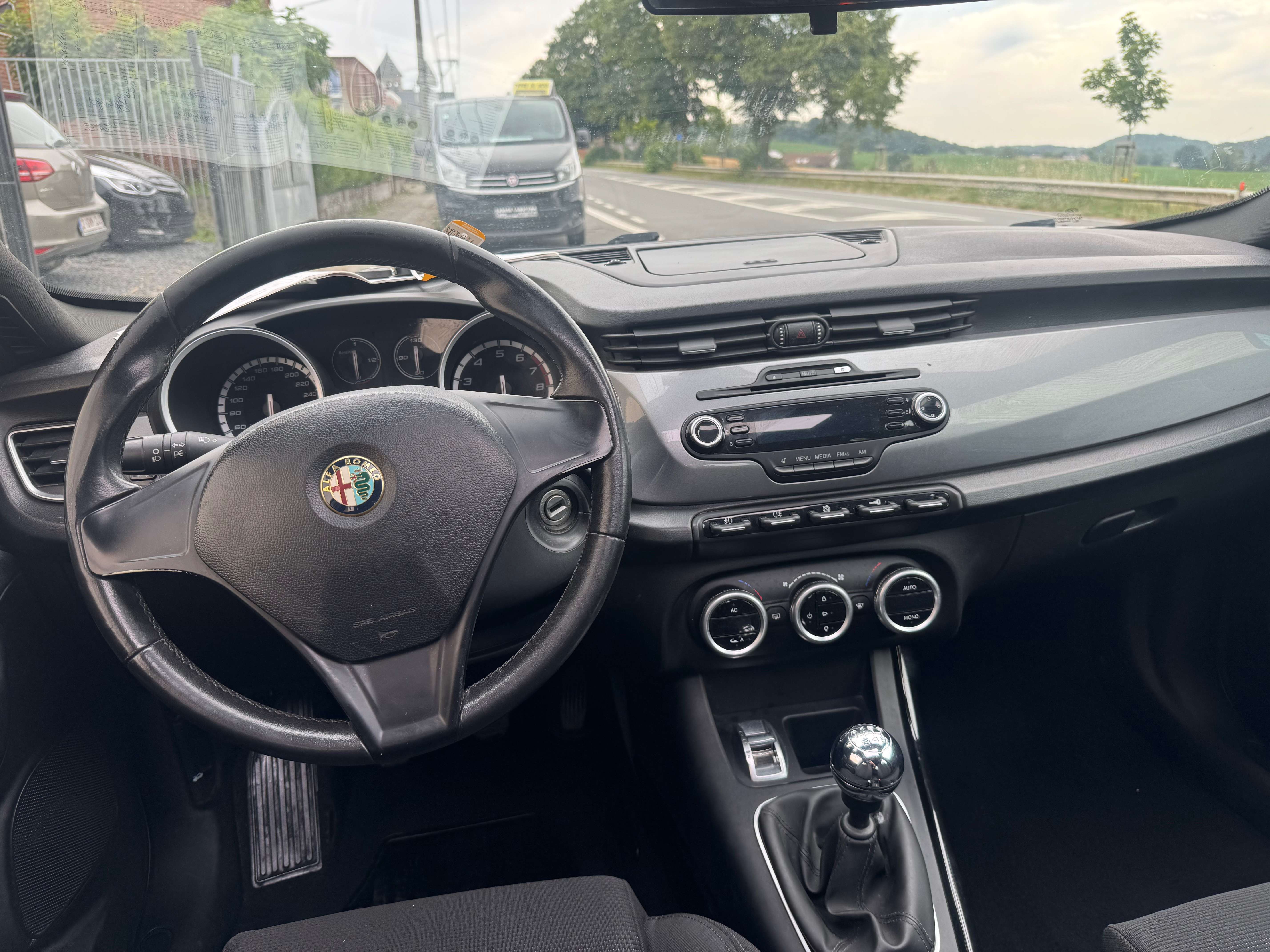 Alfa Romeo Giulietta Giulietta 1.4 garantie 1 an