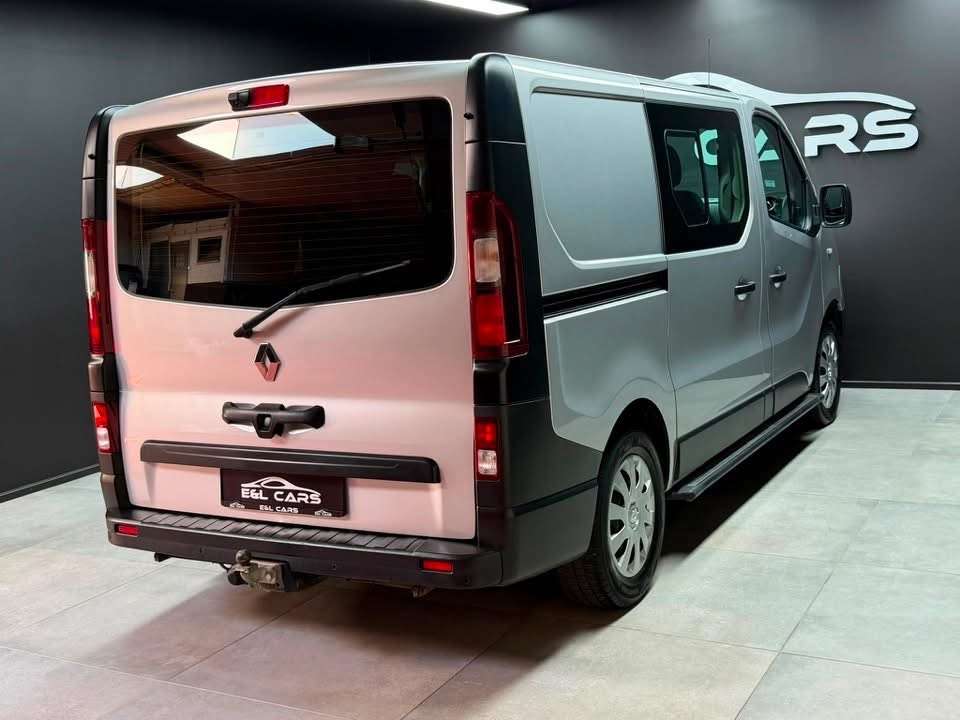 Renault Trafic Trafic 2.0 Blue dCi 5 places / double cabine **12 mois de garantie**