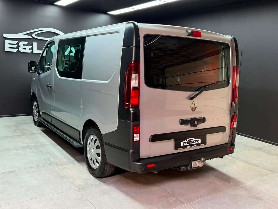 Renault Trafic Trafic 2.0 Blue dCi 5 places / double cabine **12 mois de garantie**