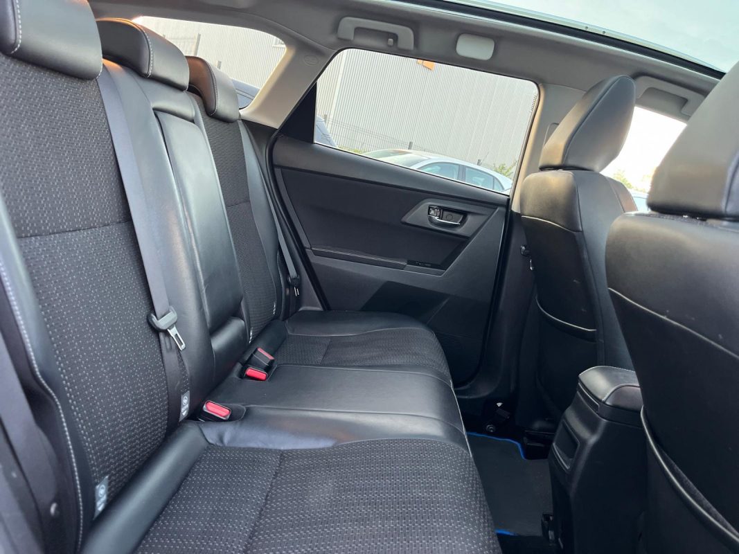 Toyota Auris SPORTS Touring 1.8 HYBRID 136H SKYVIEW
